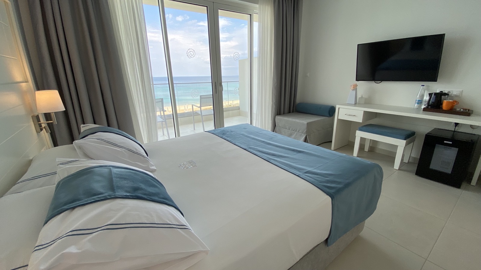 Double or Twin Superior Sea View