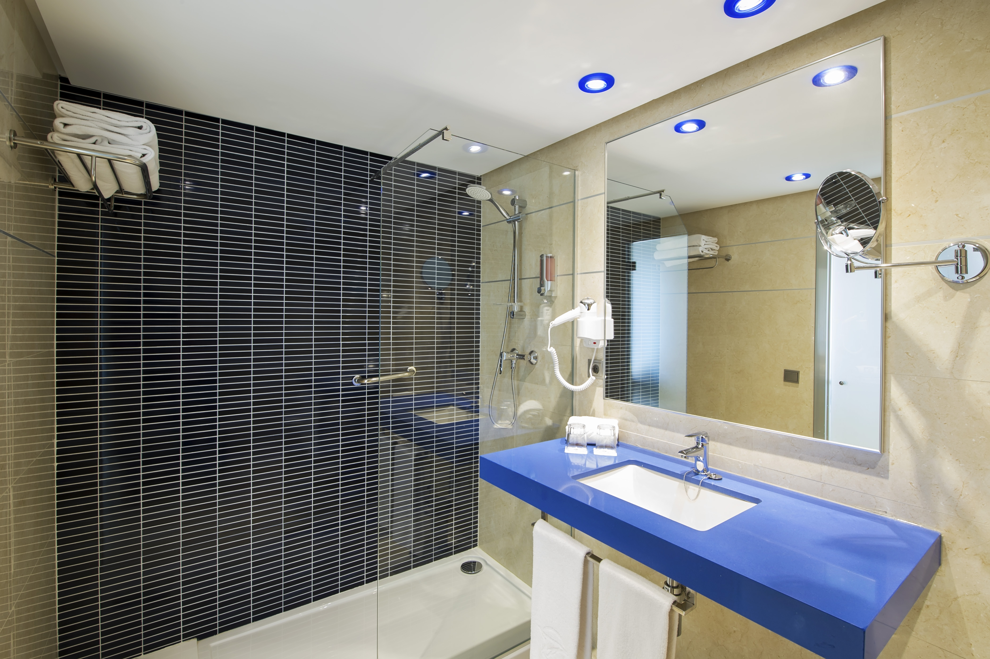 Double or Twin Superior