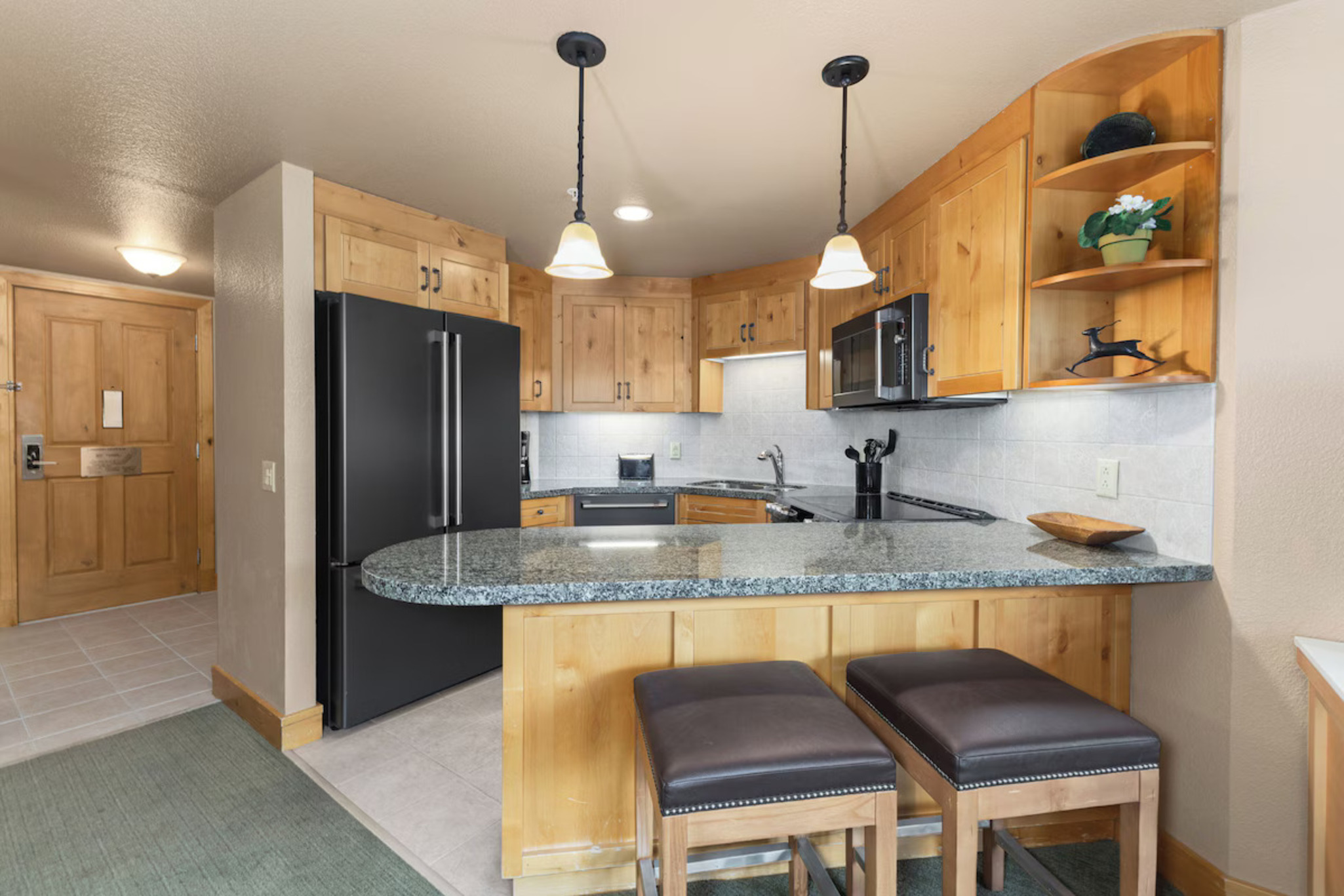 Apartment King Bed One Bedroom 