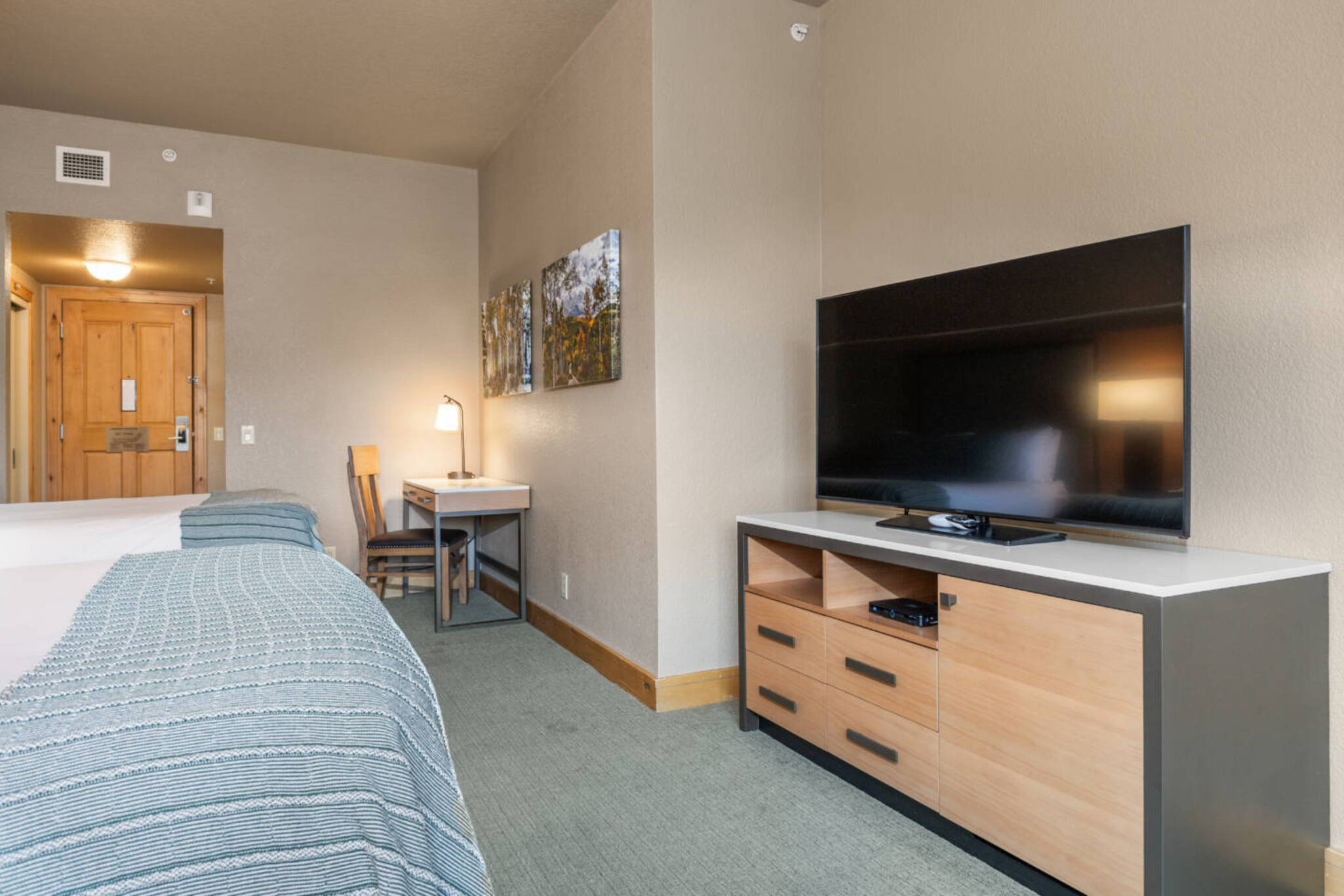 Double Queen Size Bed