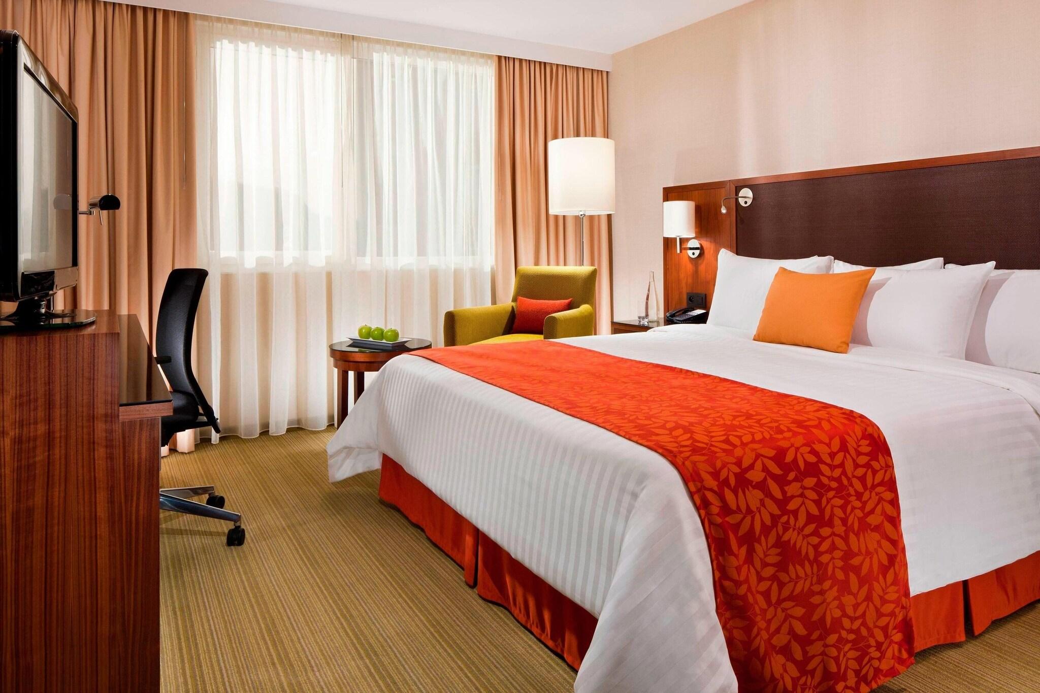 Double Superior King Bed