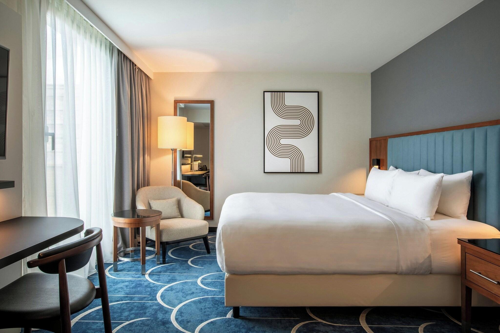 Double Superior King Bed