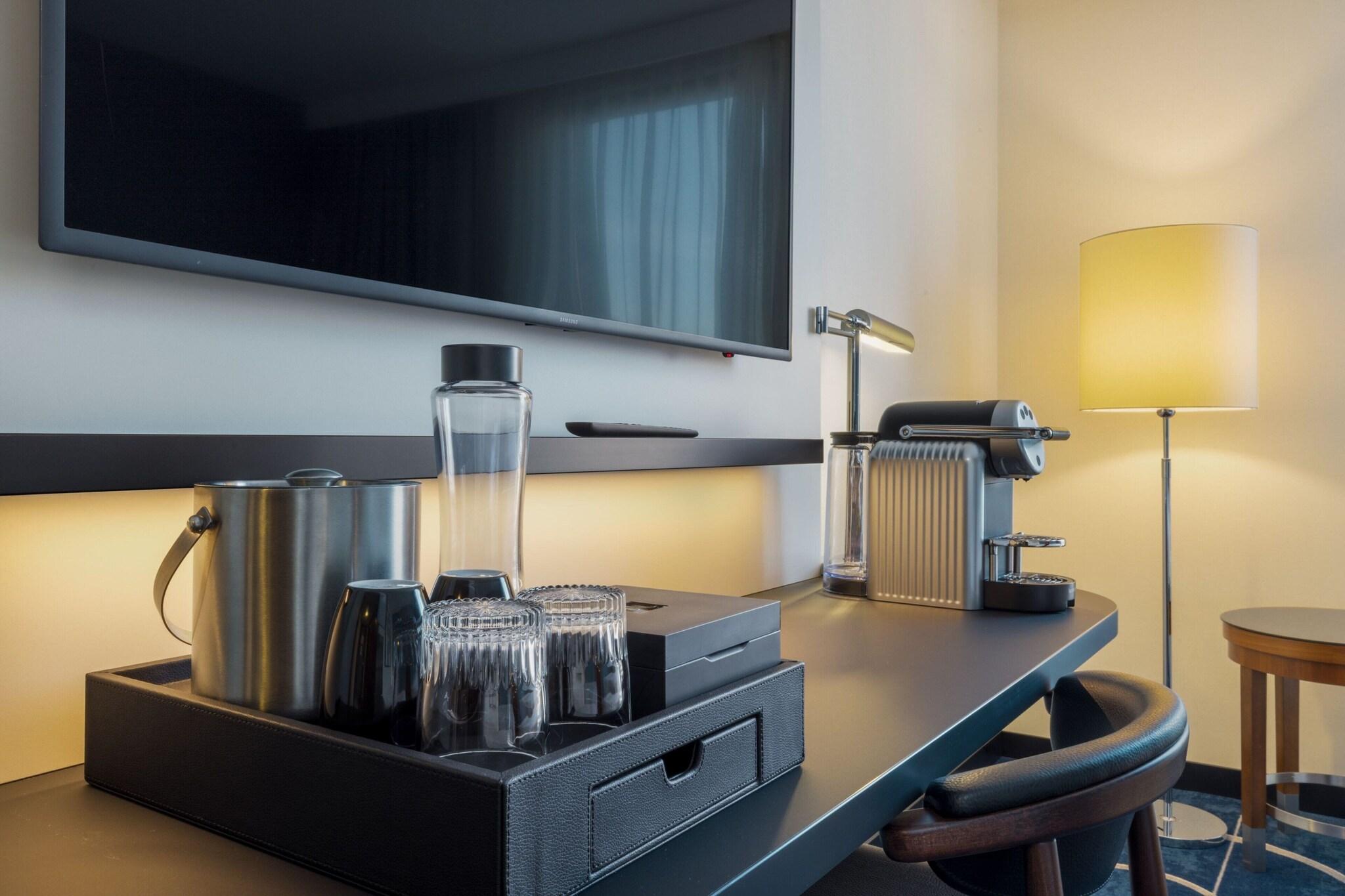 Double Superior King Bed