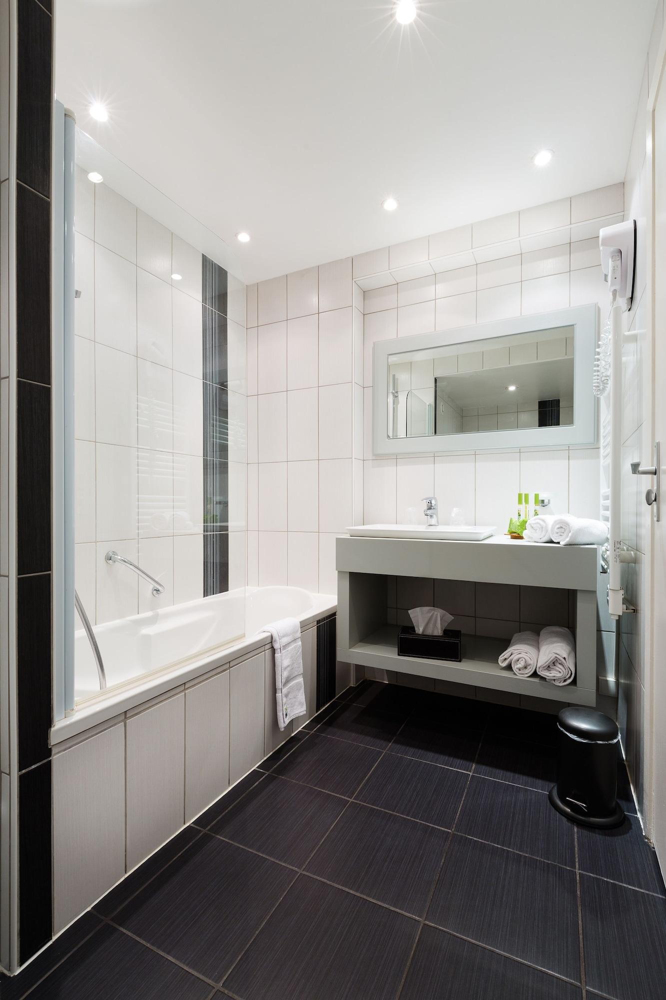 Double Deluxe with Views