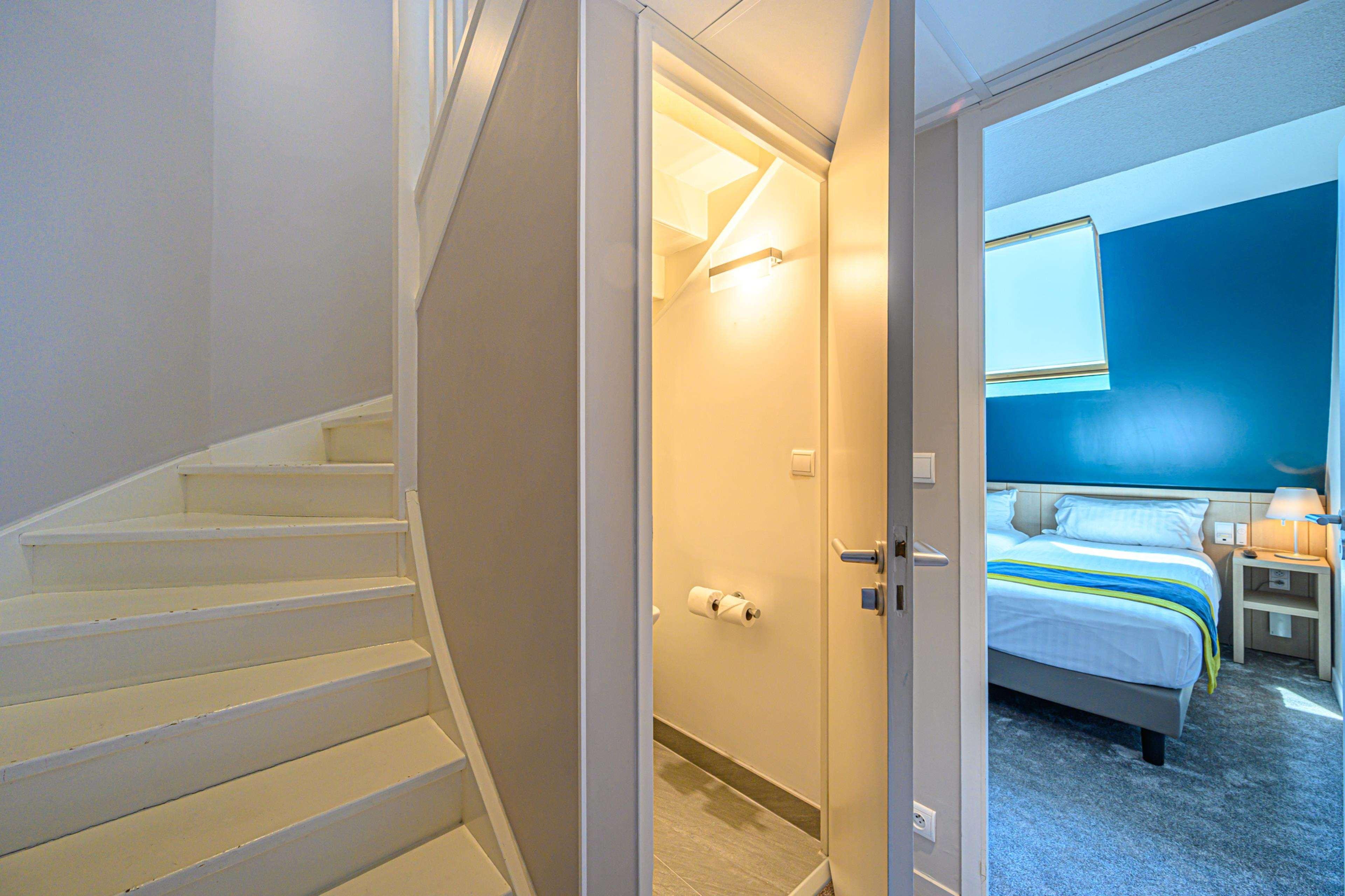 Family Room Three Beds