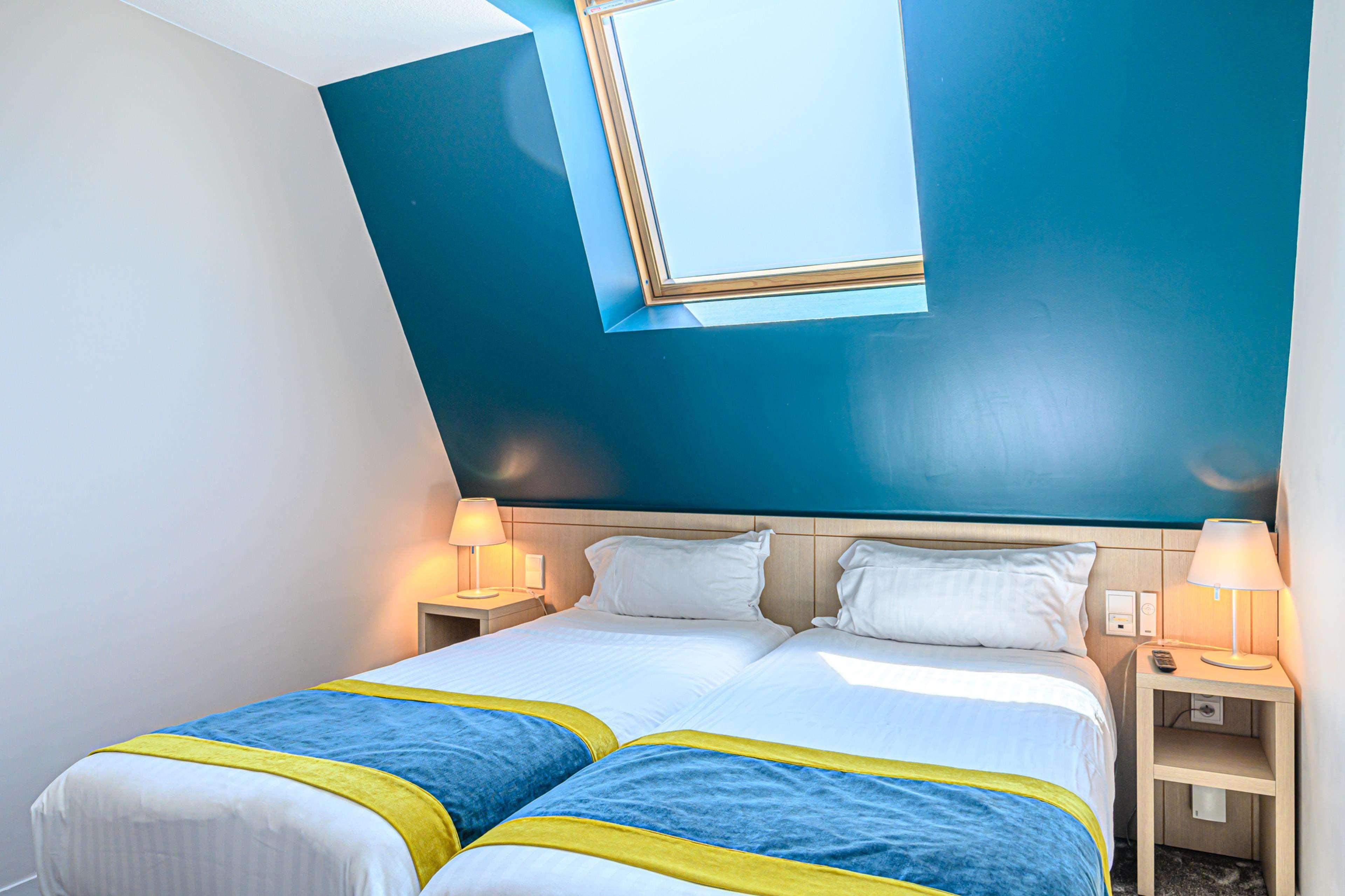 Family Room Three Beds