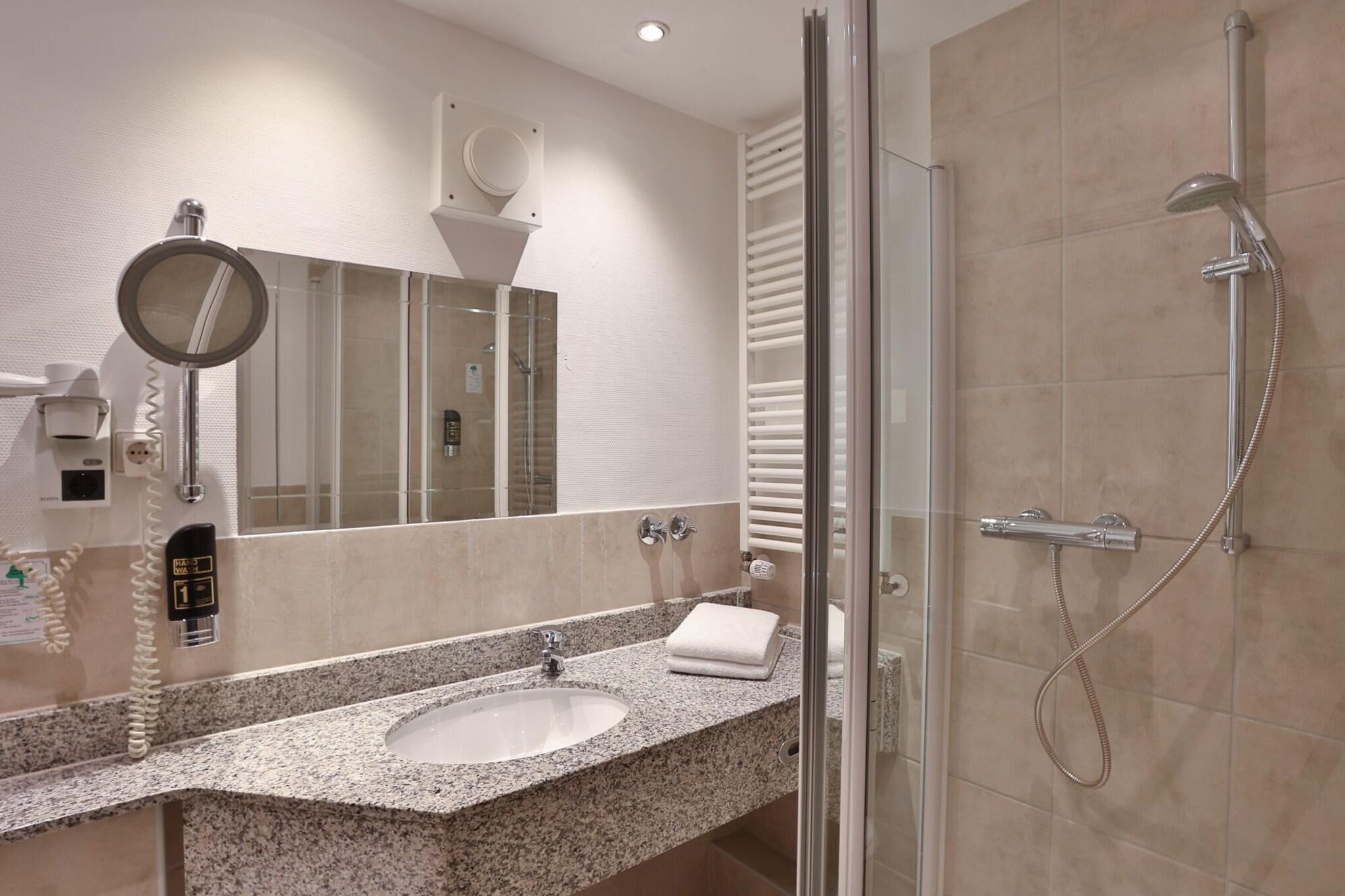 Double King Size Bed