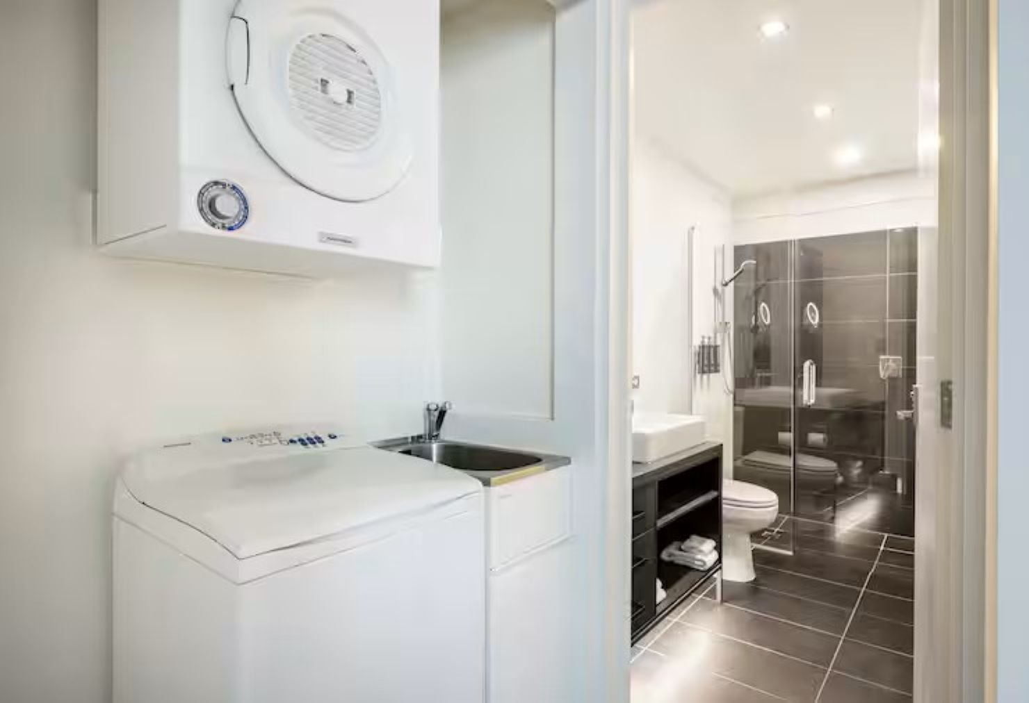 Double or Twin One Bedroom