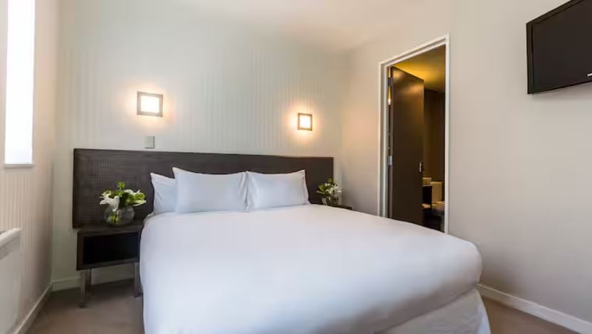 Double or Twin One Bedroom