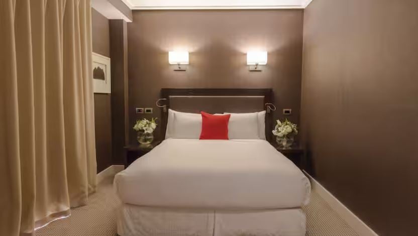 Double Accessible-queen Size Bed