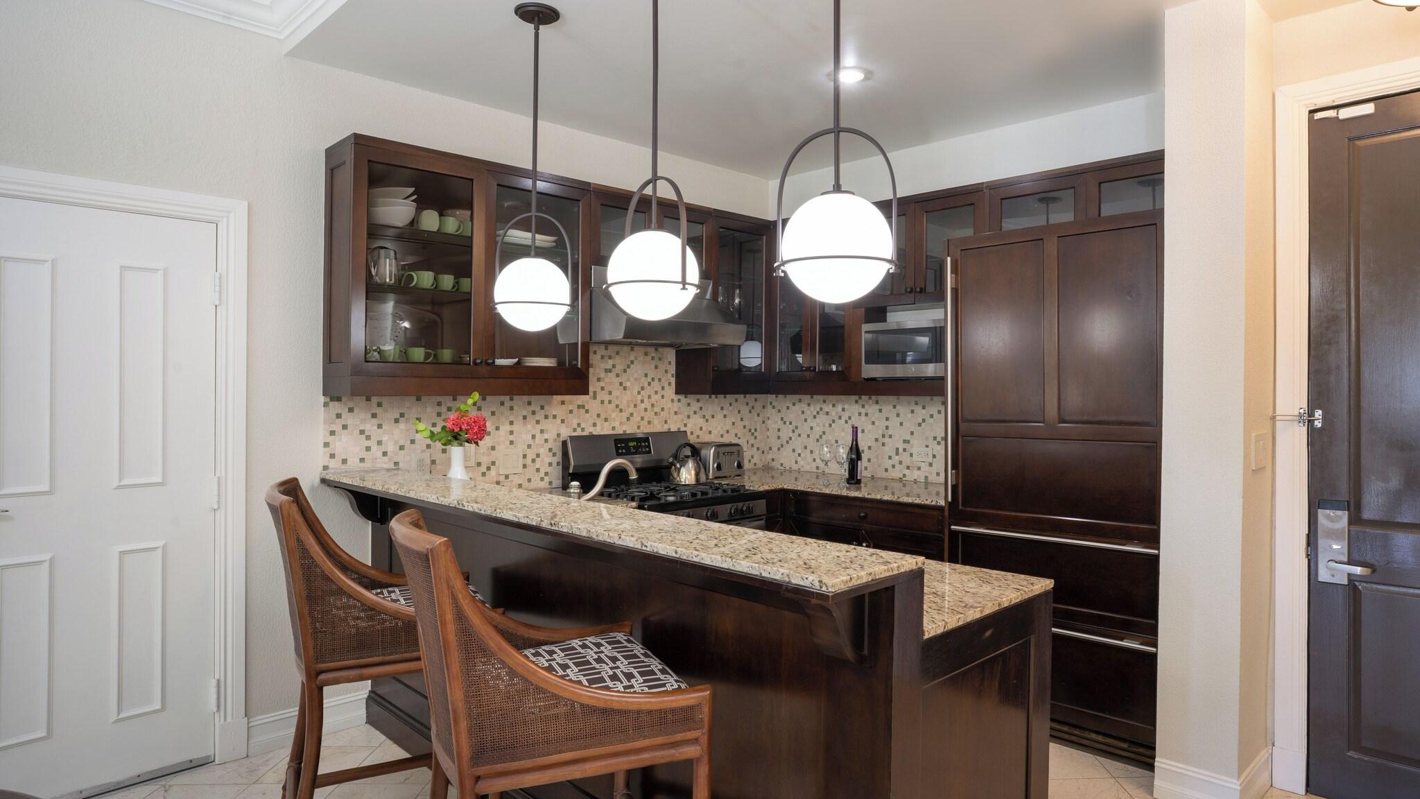 Suite Ocean View King Bed