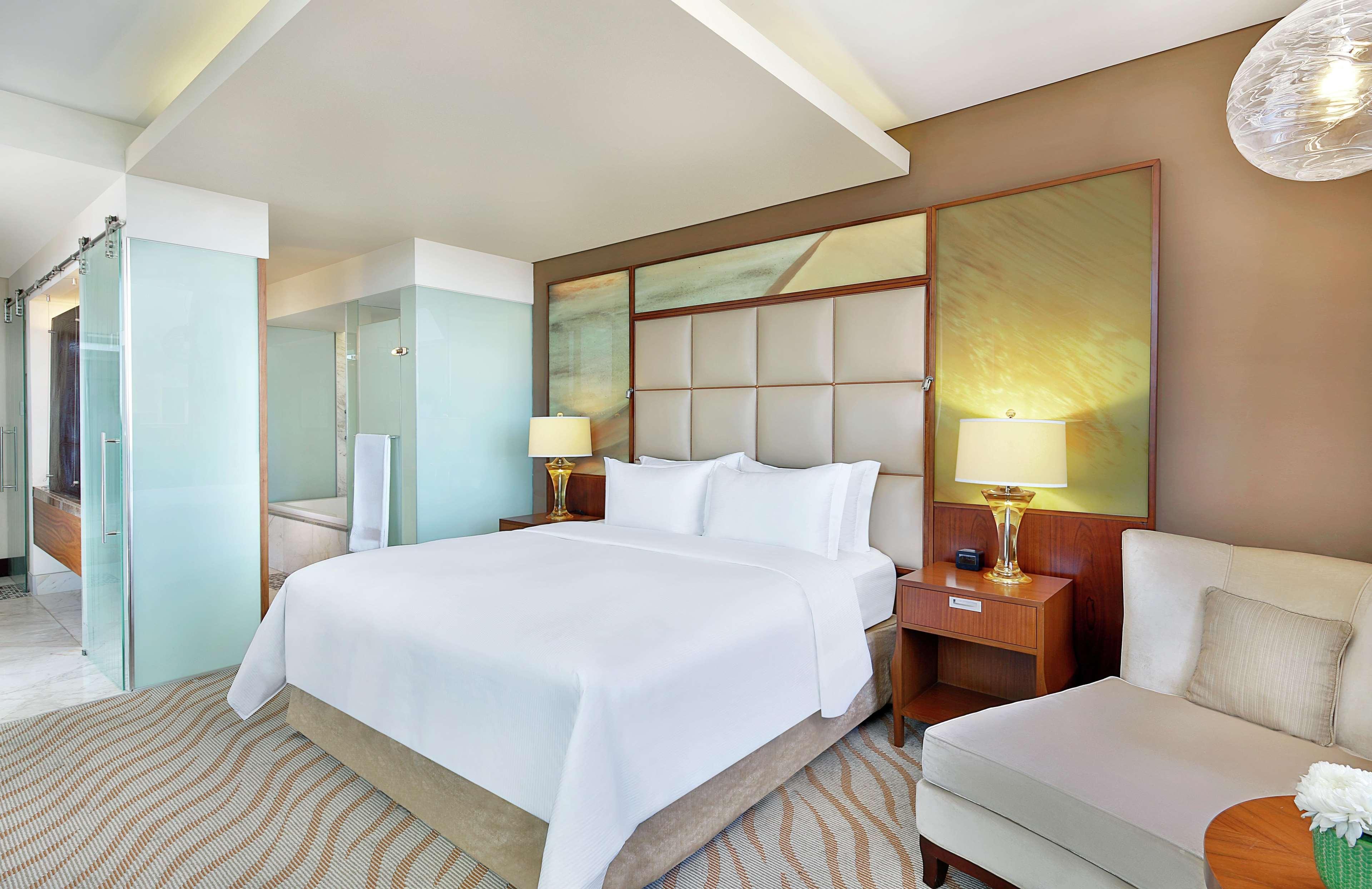 Double Executive King Bed