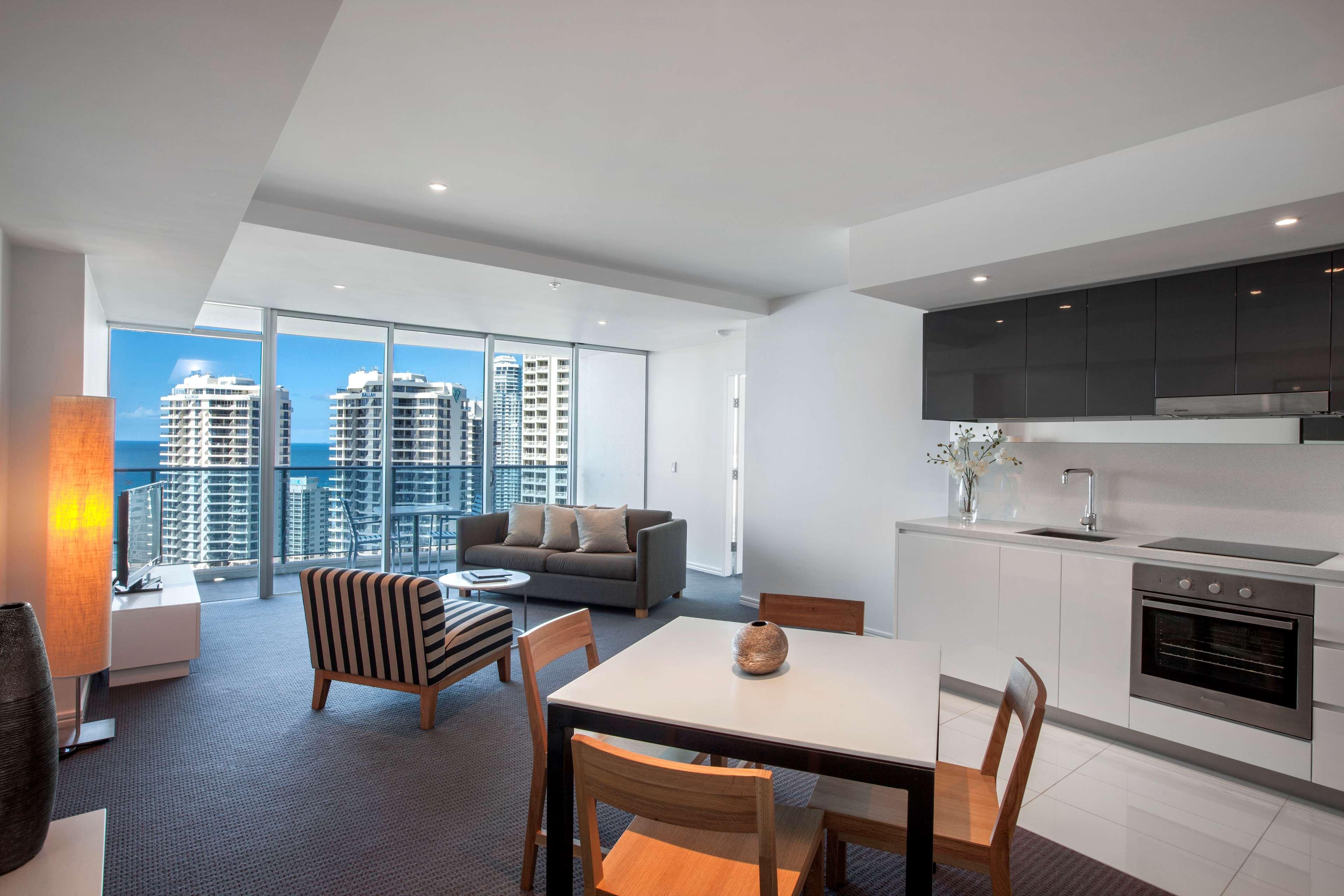 Room Luxury City View