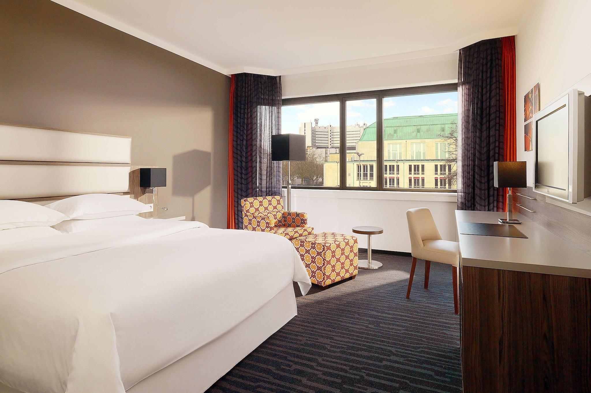 Double Superior Queen Bed