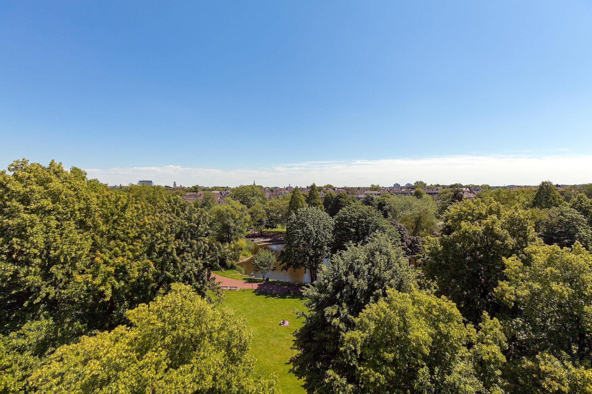 Double Queen Size Bed