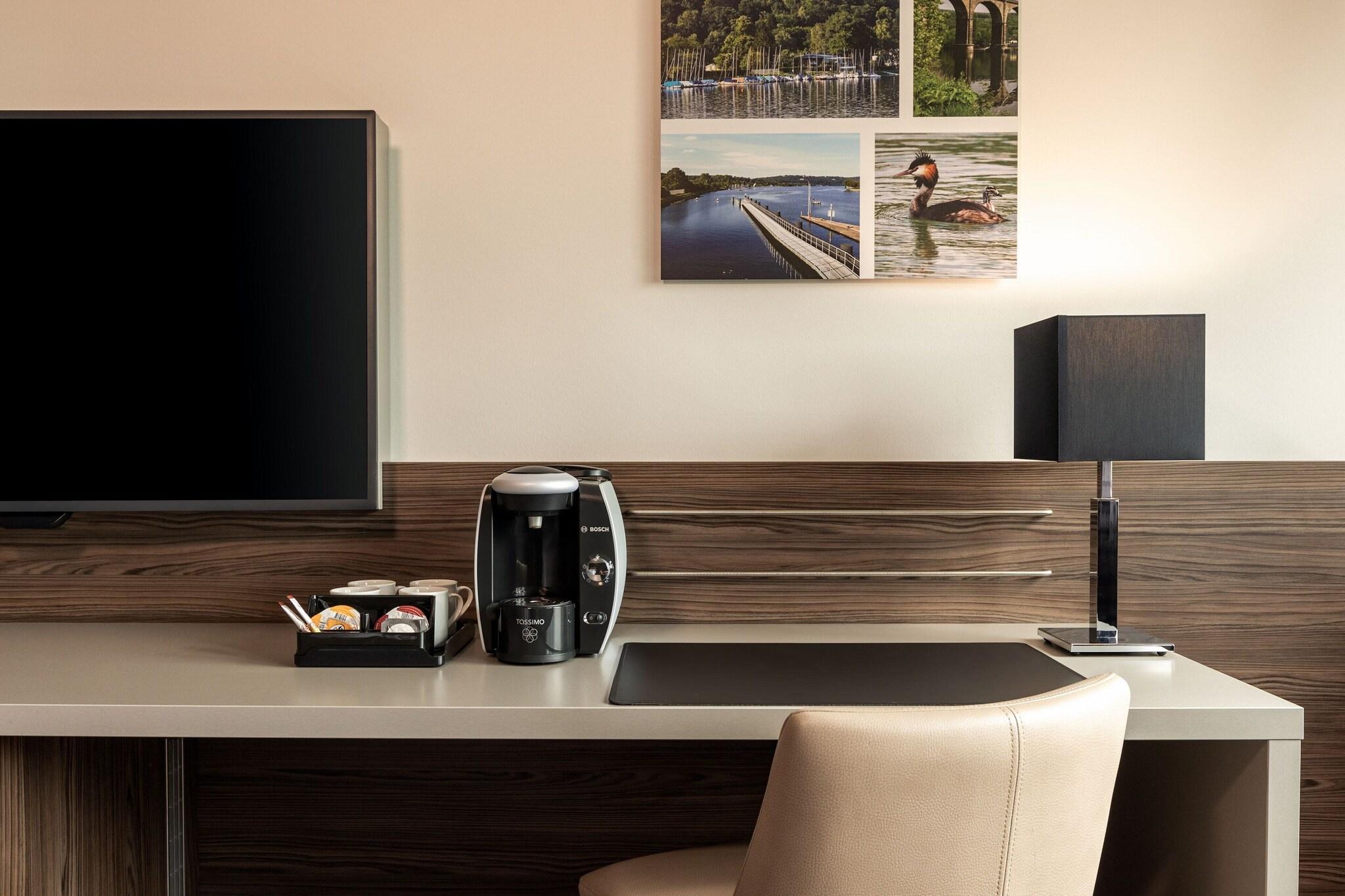 Twin Superior City View