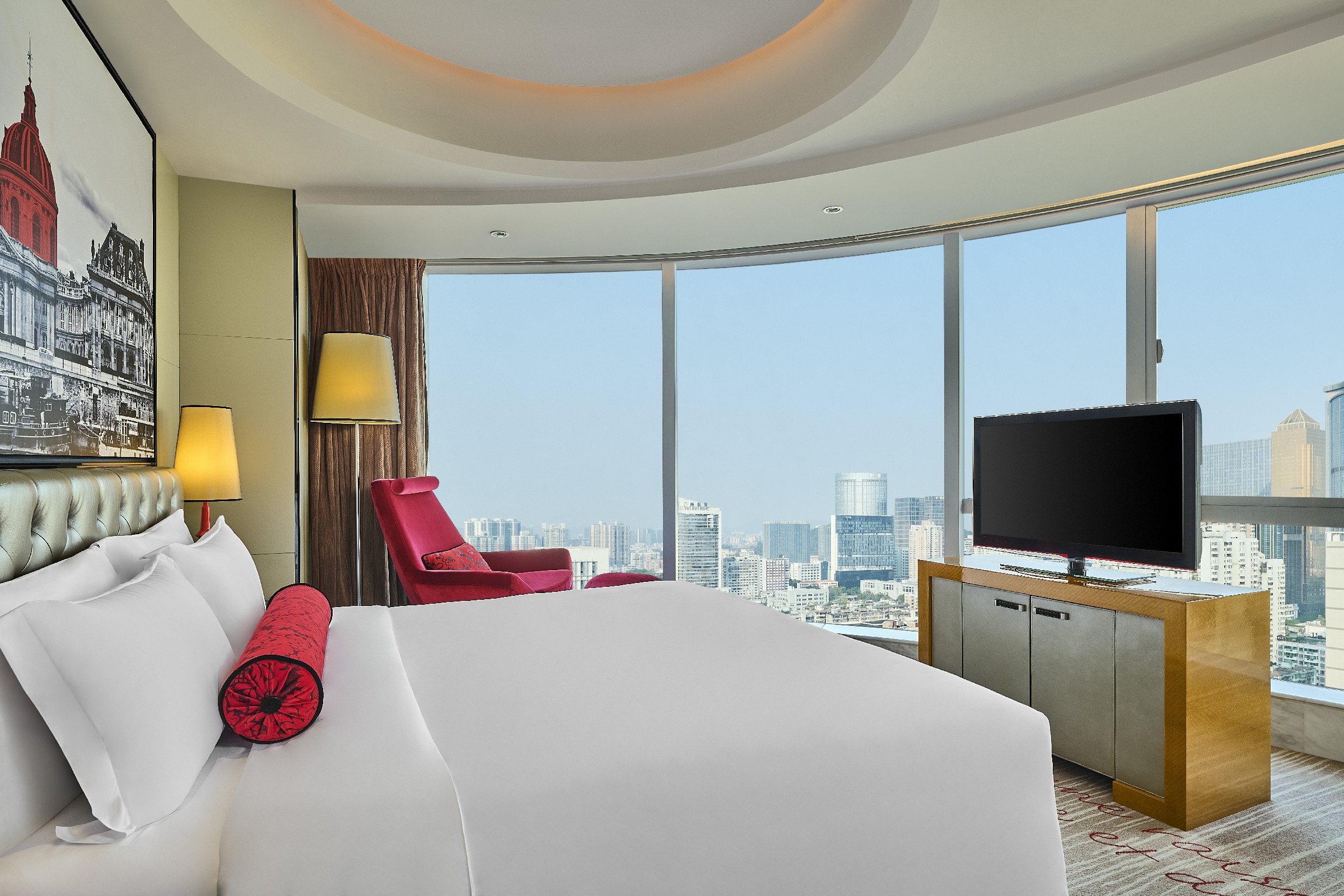 Junior Suite King Size Bed
