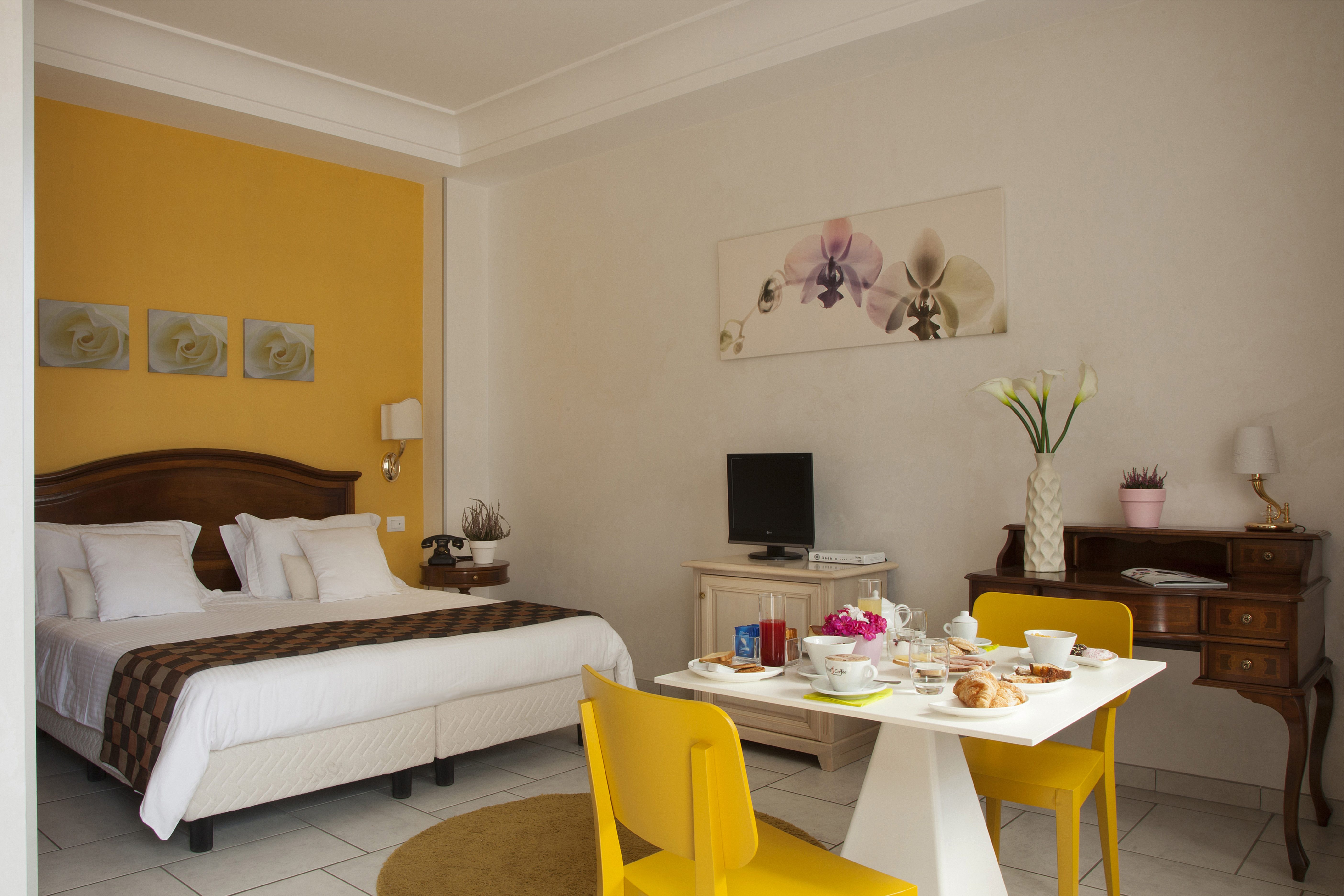 Double or Twin Standard