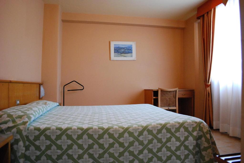 Double or Twin Economy