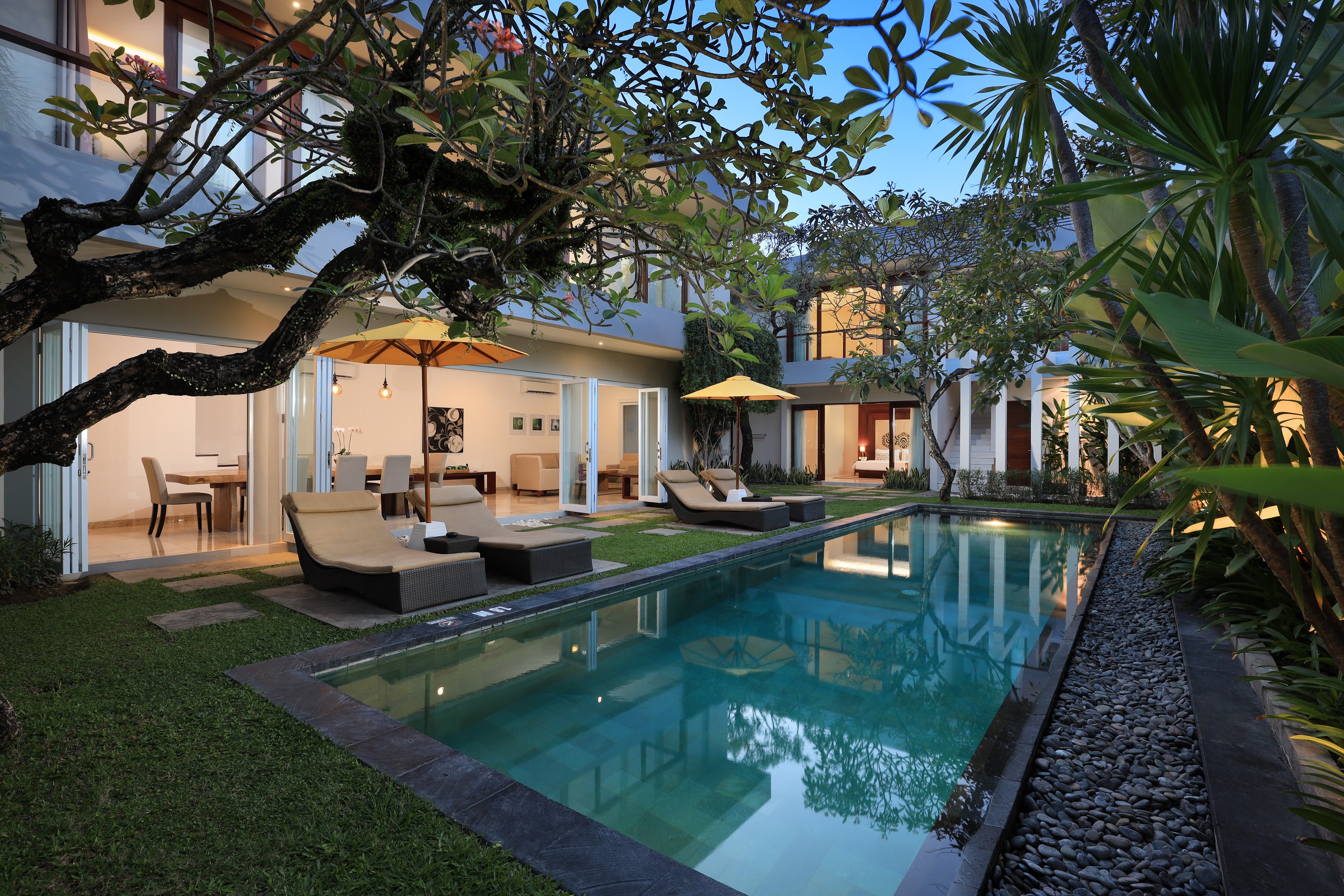 Villa Four Bedrooms with Private Pool