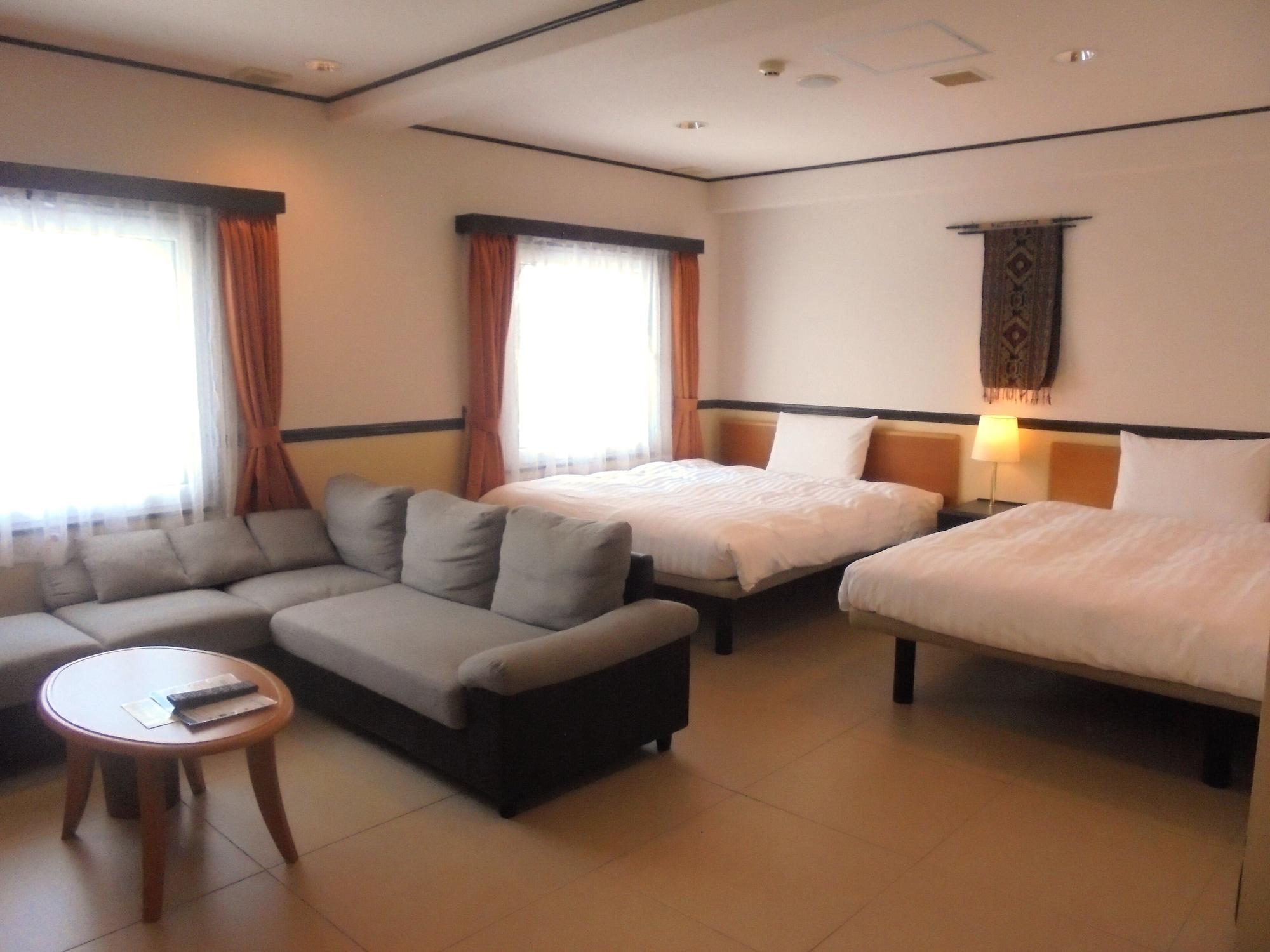 Twin Deluxe Two Beds