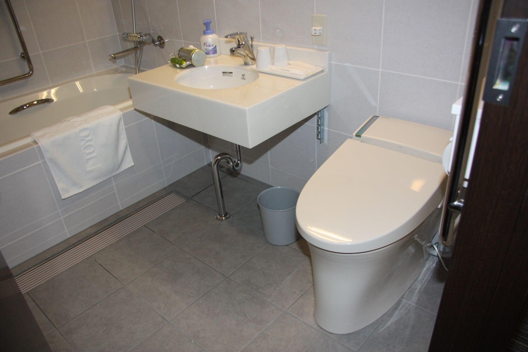 Twin Deluxe Two Beds