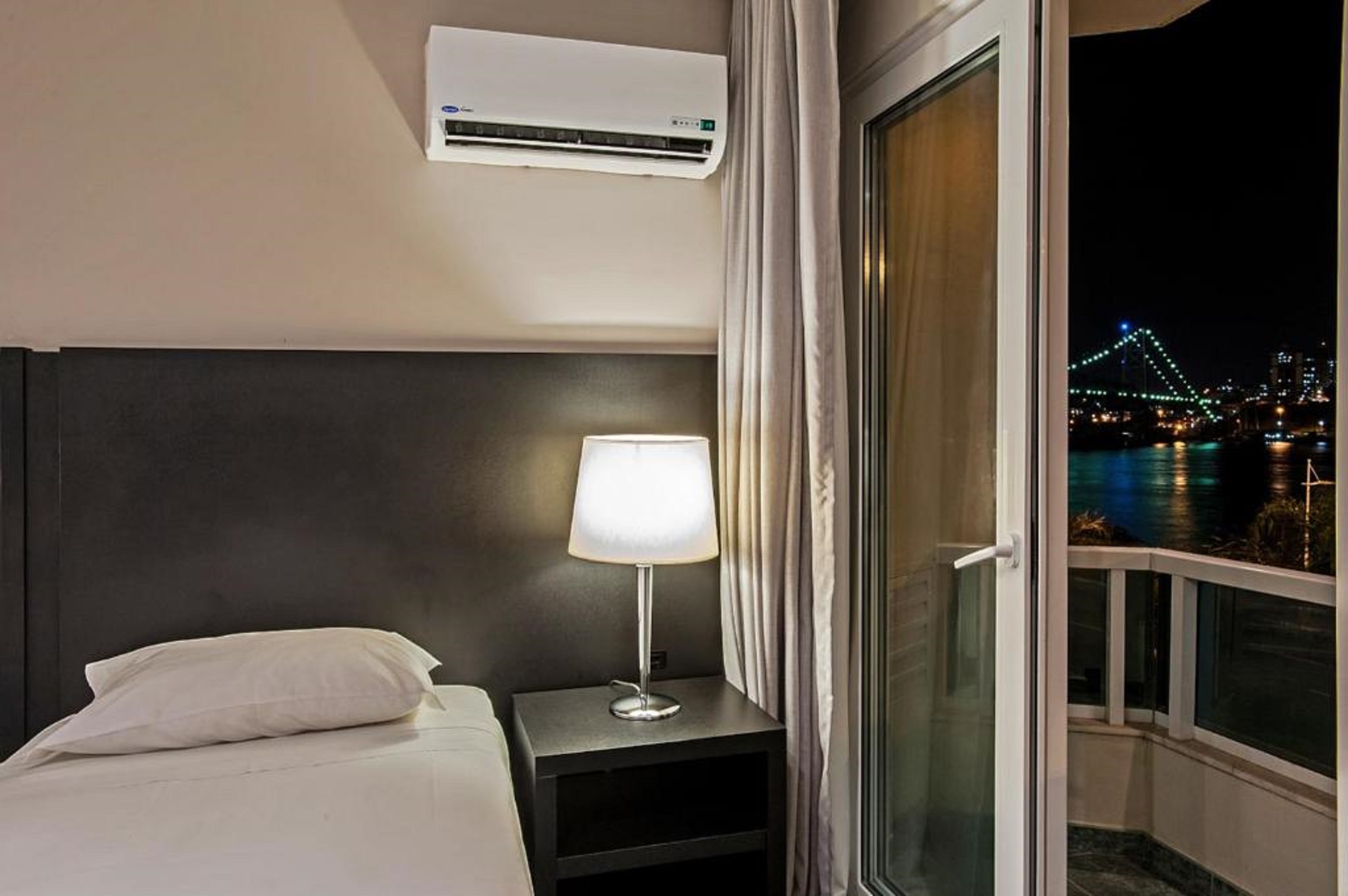 Twin Deluxe Superior