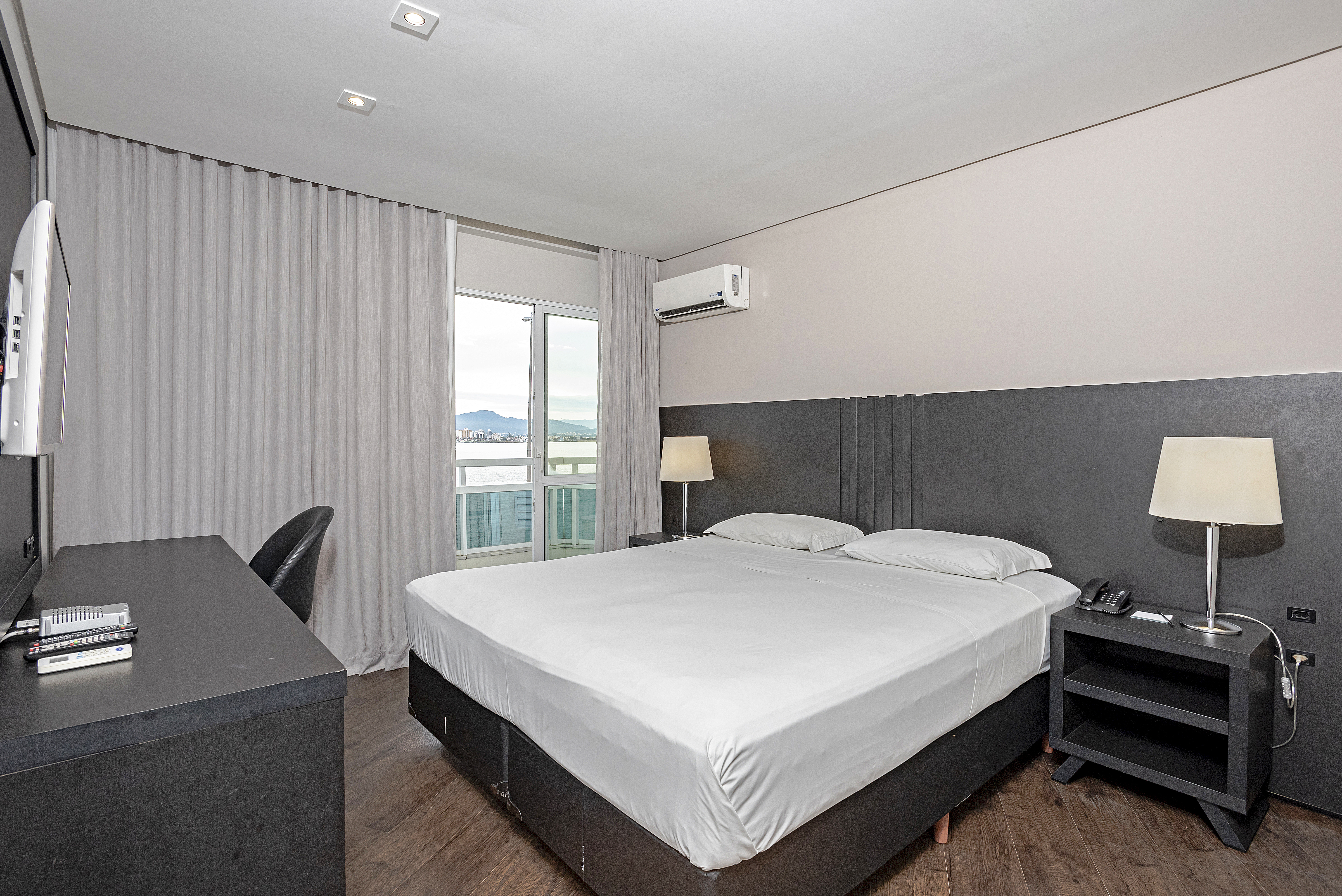 Single Deluxe Superior