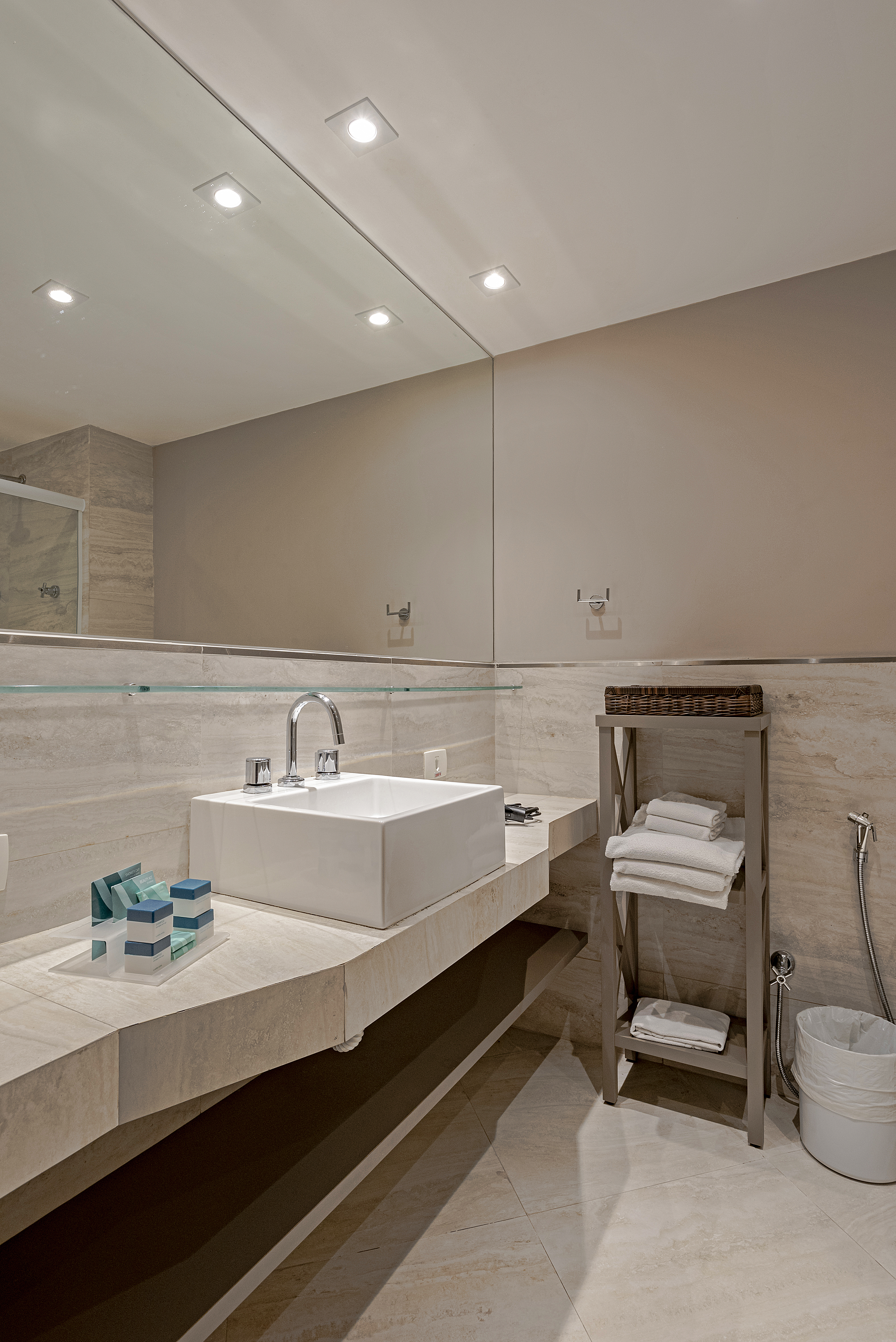 Single Deluxe Superior