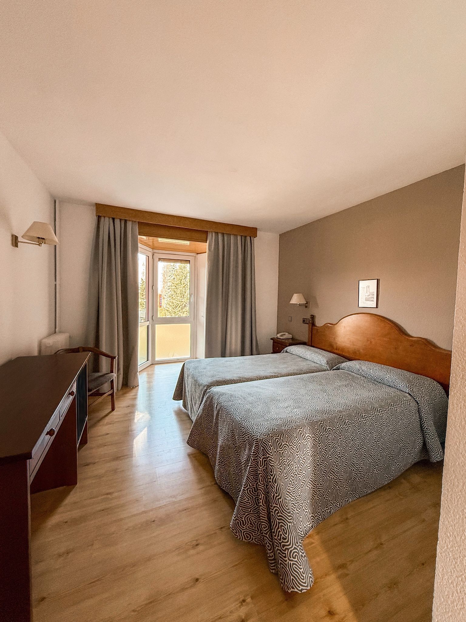 Double or Twin Standard