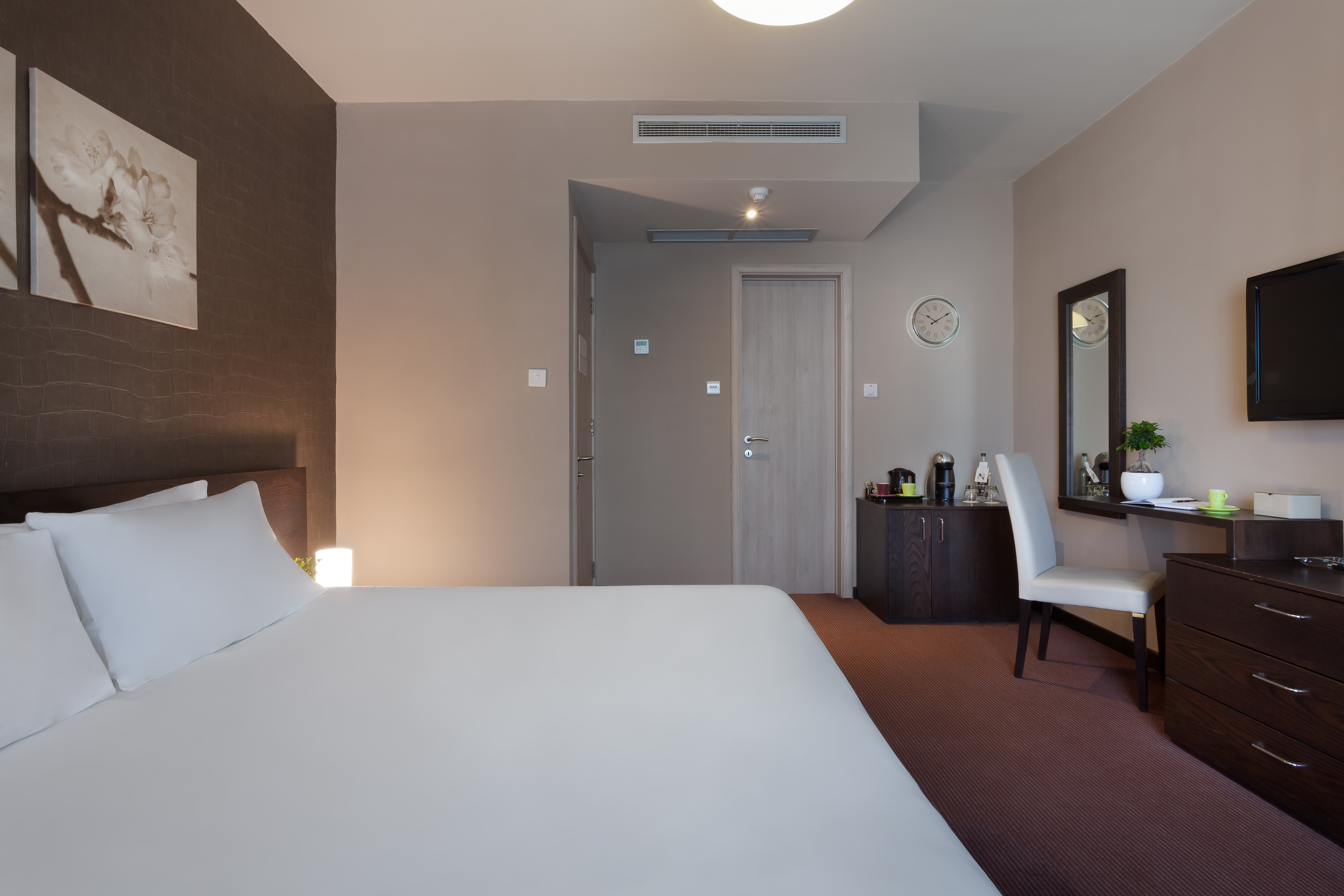 Double or Twin Executive