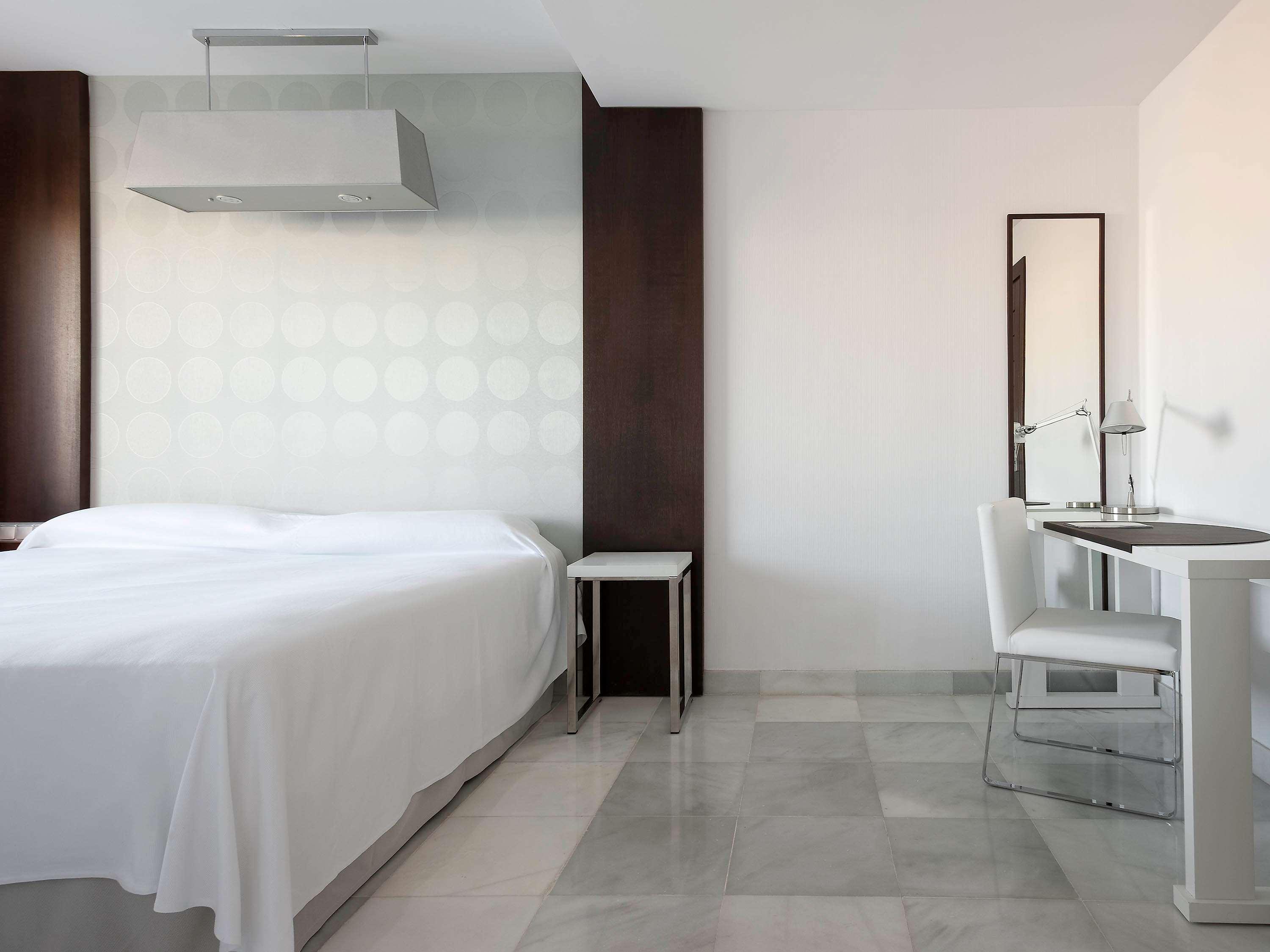 Double Queen Size Bed