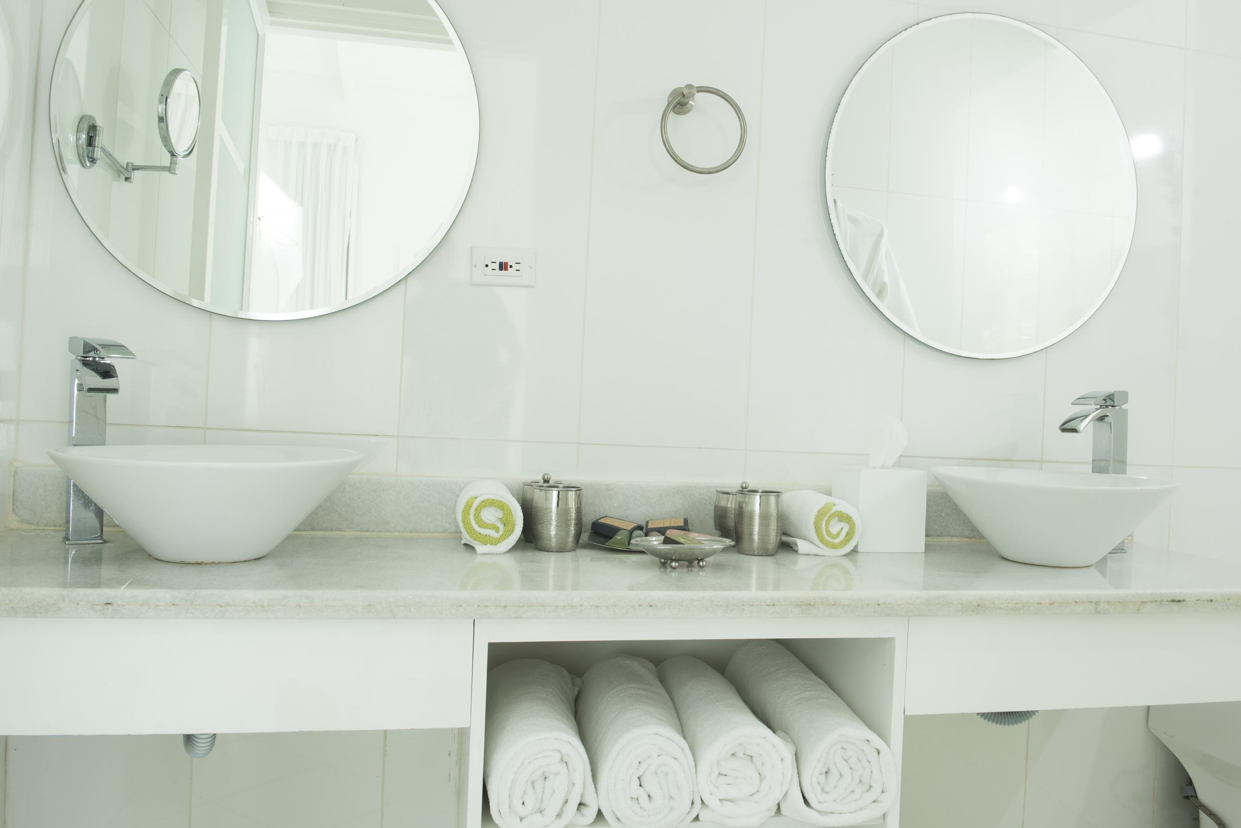 Junior Suite King Size Bed