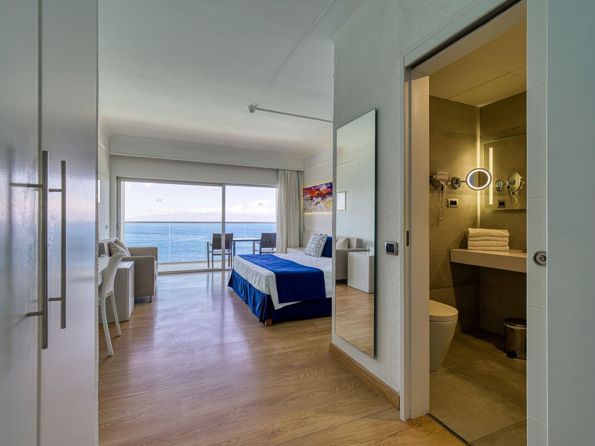 Double Ocean View with Balcony