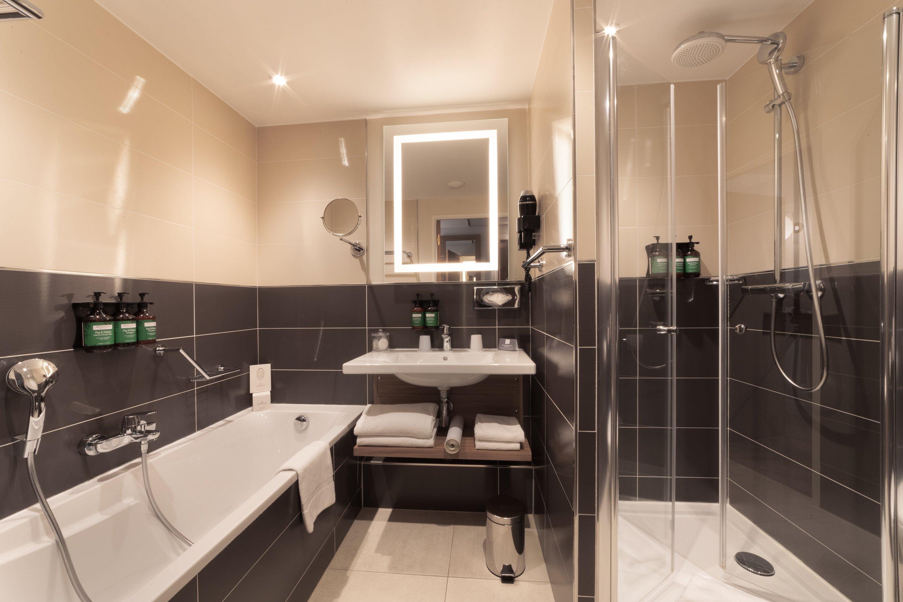 Junior Suite King Size Bed