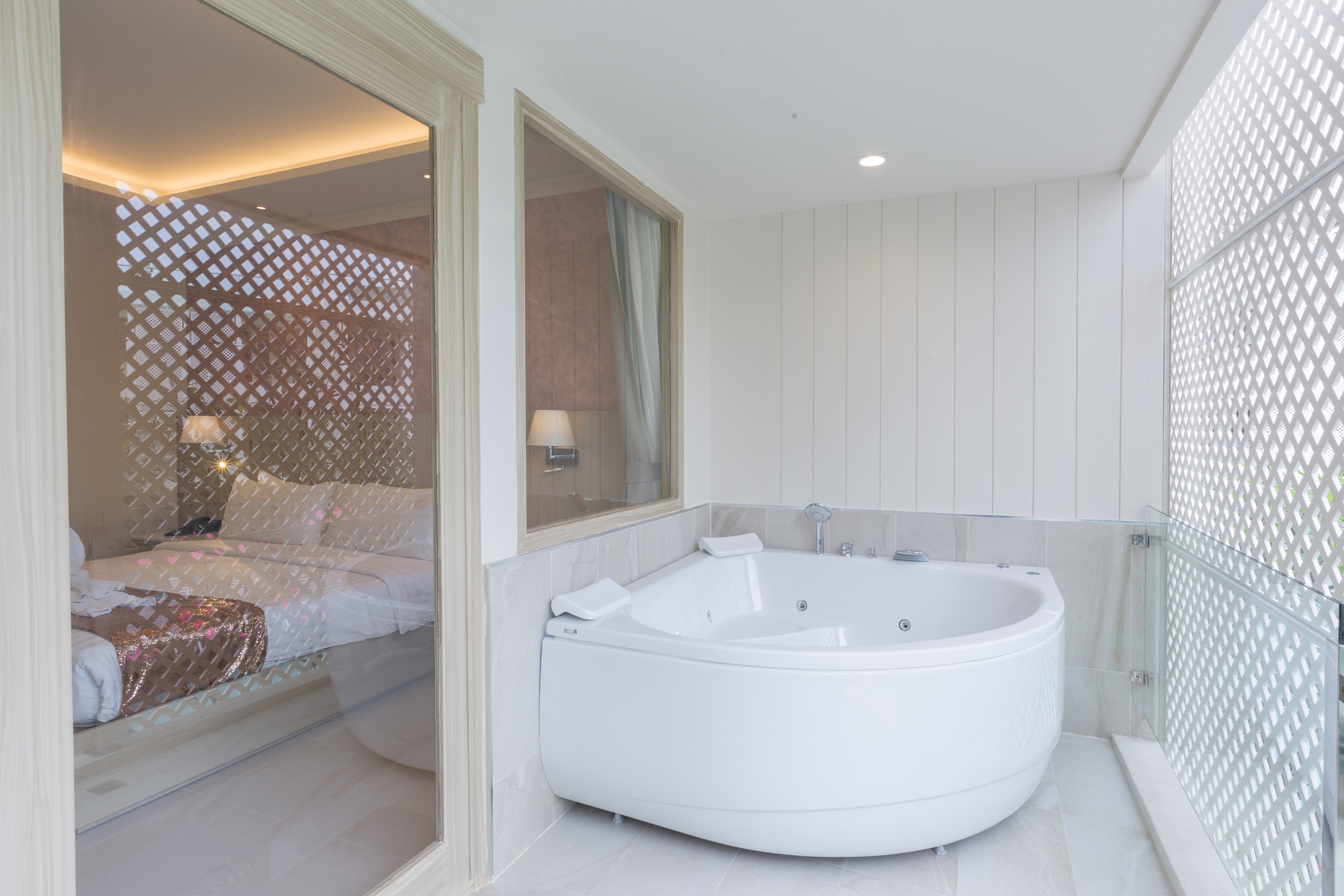 Double Deluxe with Jacuzzi