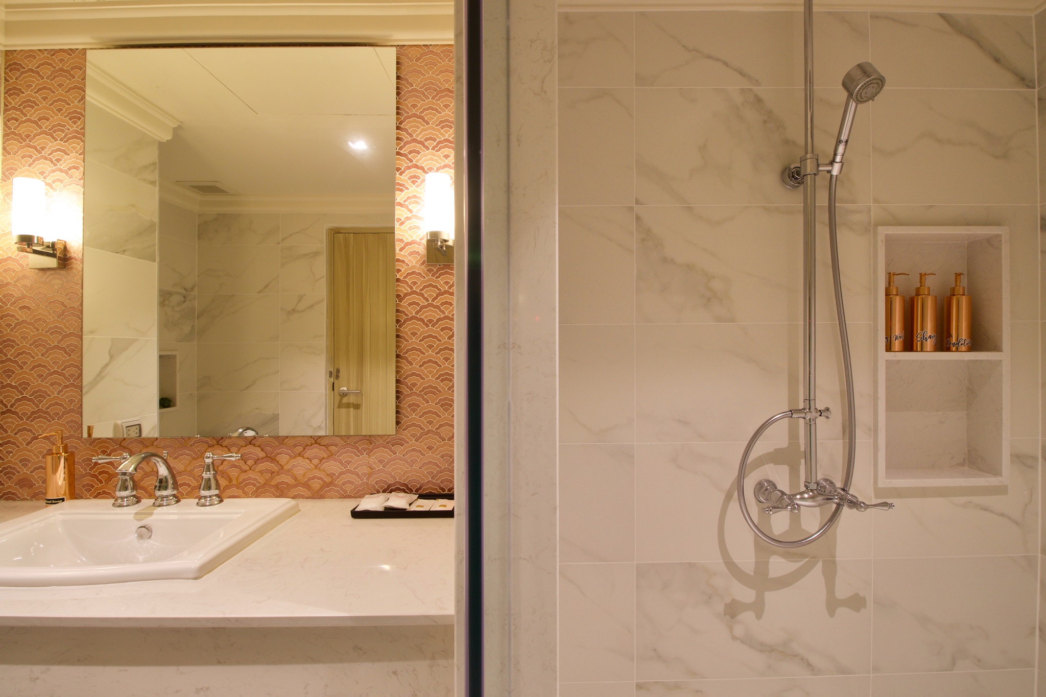 Double Deluxe with Jacuzzi