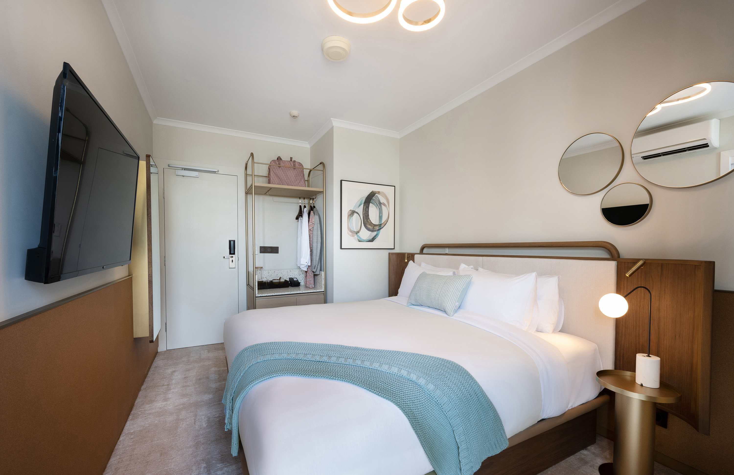 Double or Twin Deluxe