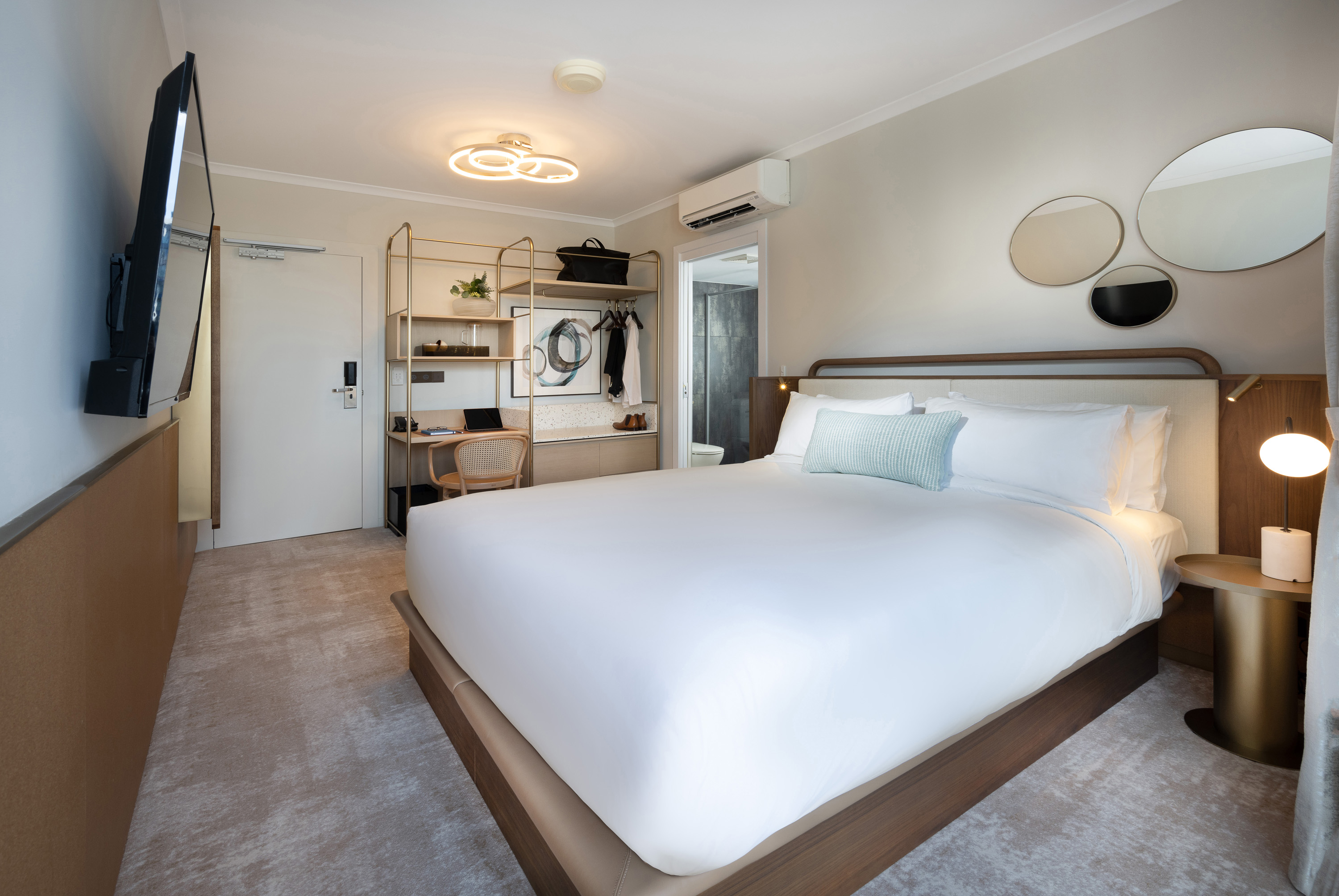 Double or Twin Deluxe