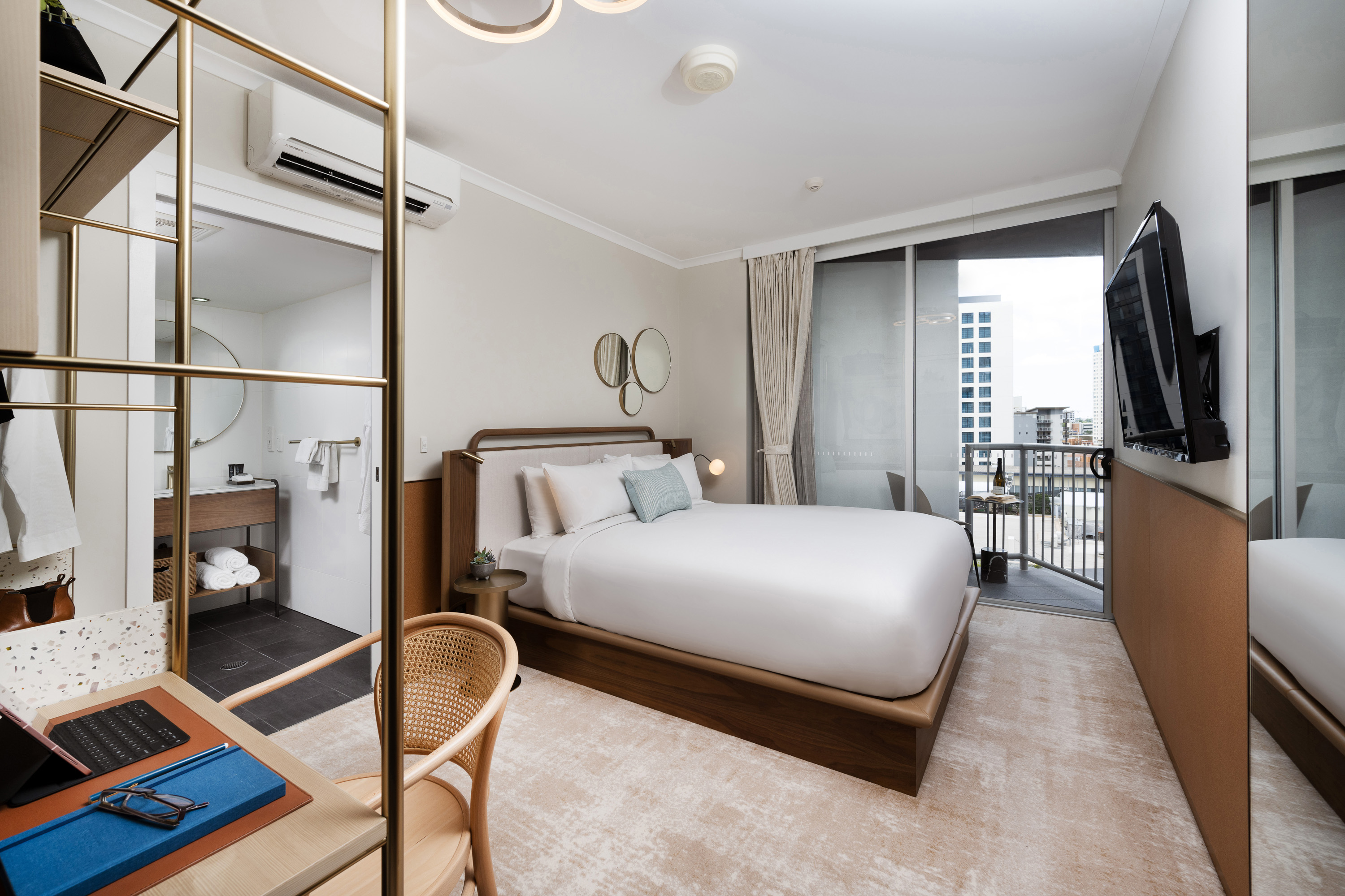 Double or Twin Deluxe