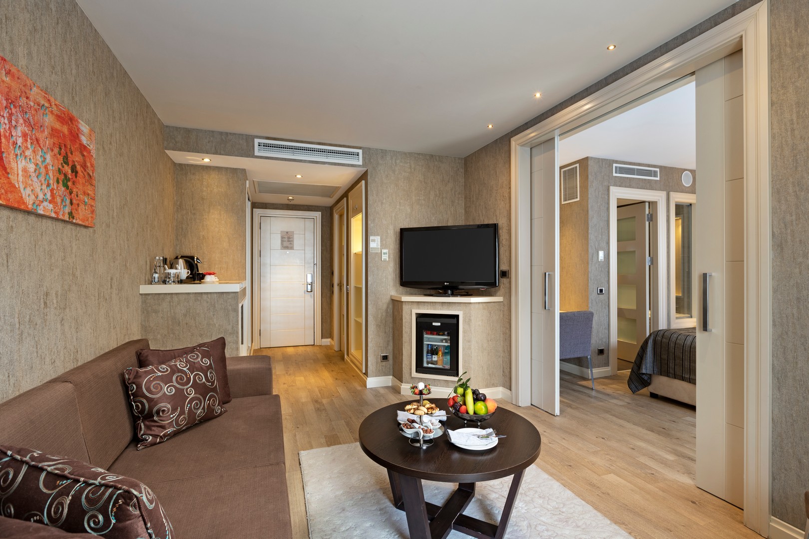 Suite One Bedroom Two Bathrooms