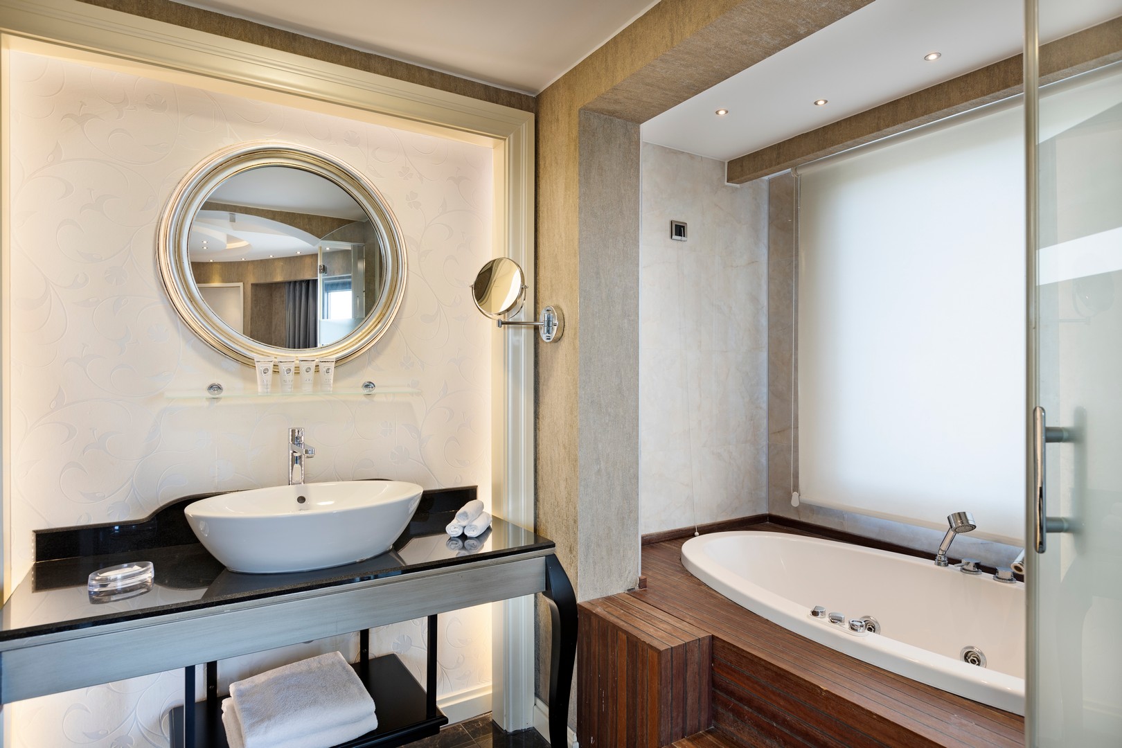 Room Luxury