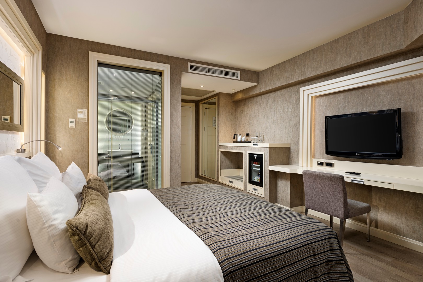 Room Deluxe One Bed