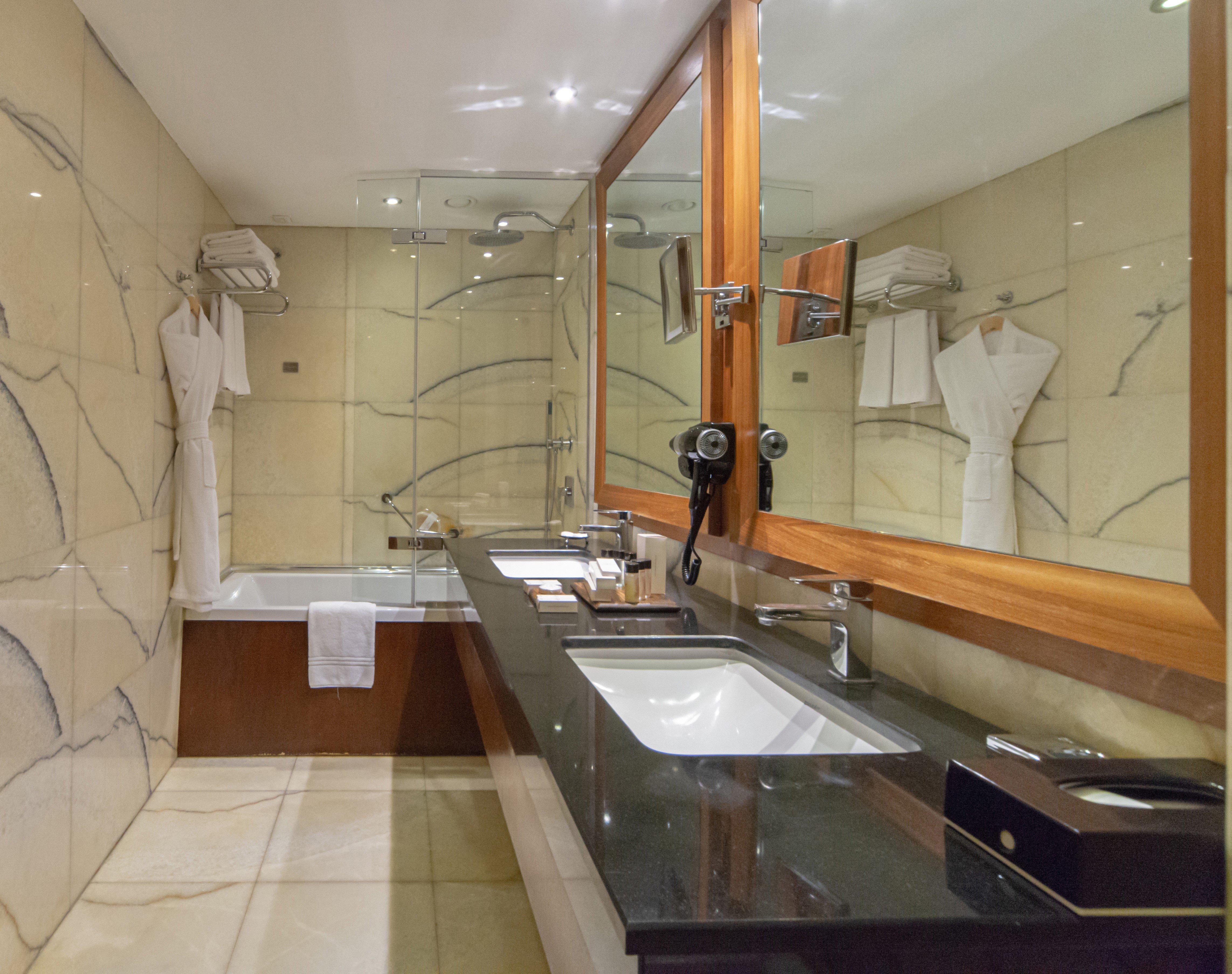 Junior Suite King Size Bed