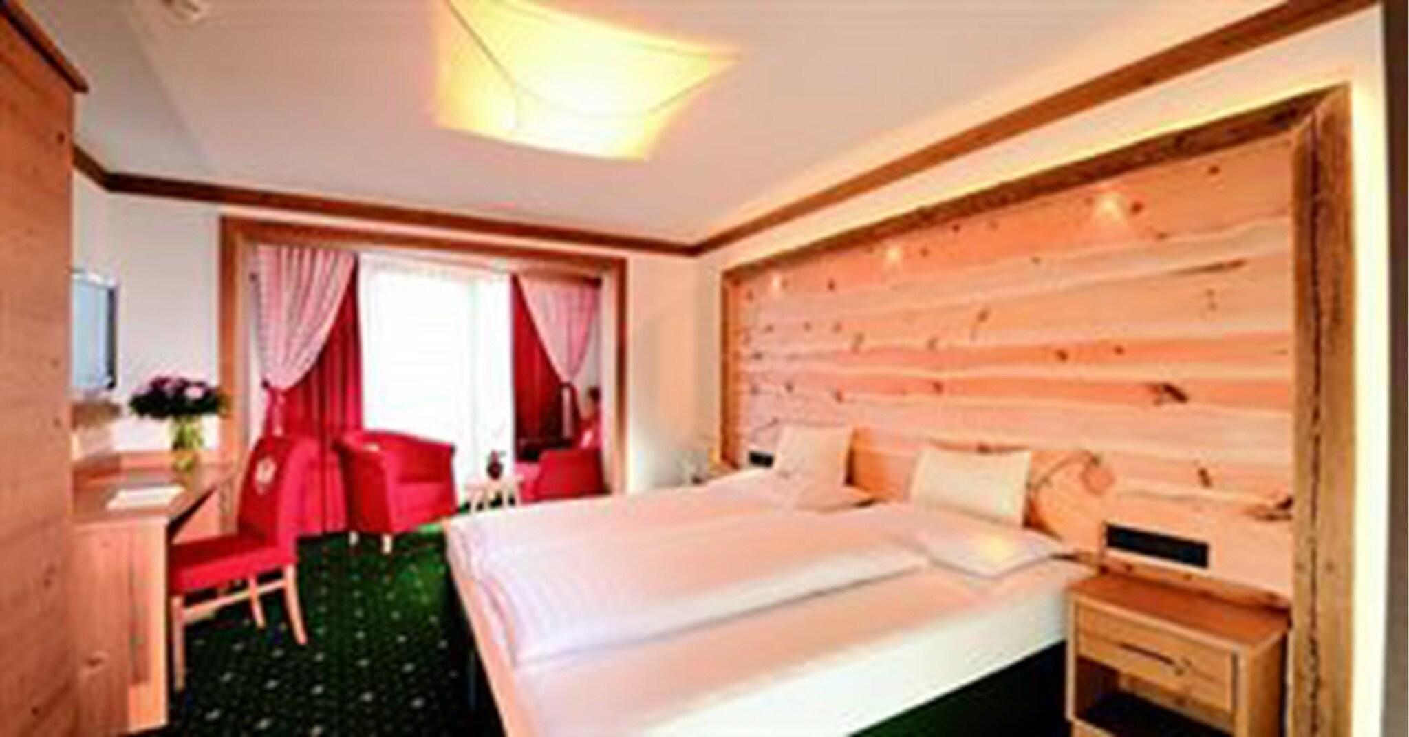 Double Deluxe King Bed