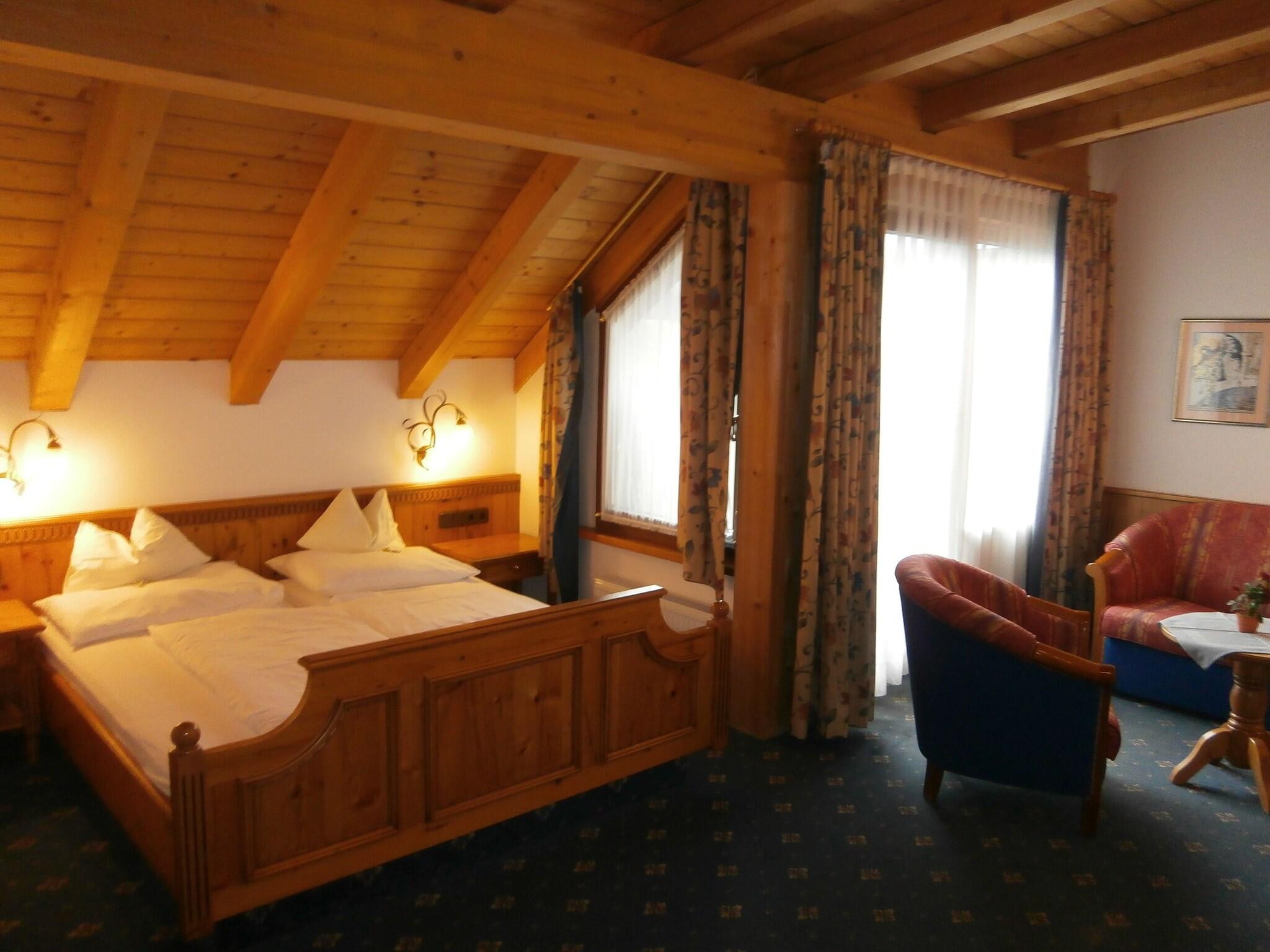 Double Deluxe King Bed