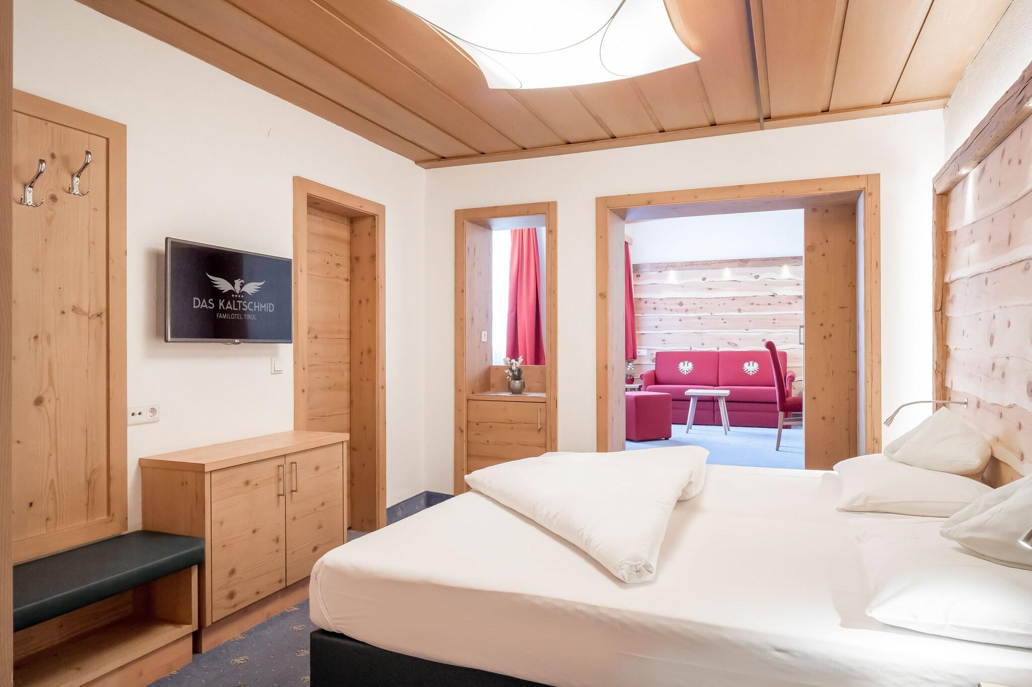 Double Superior King Bed