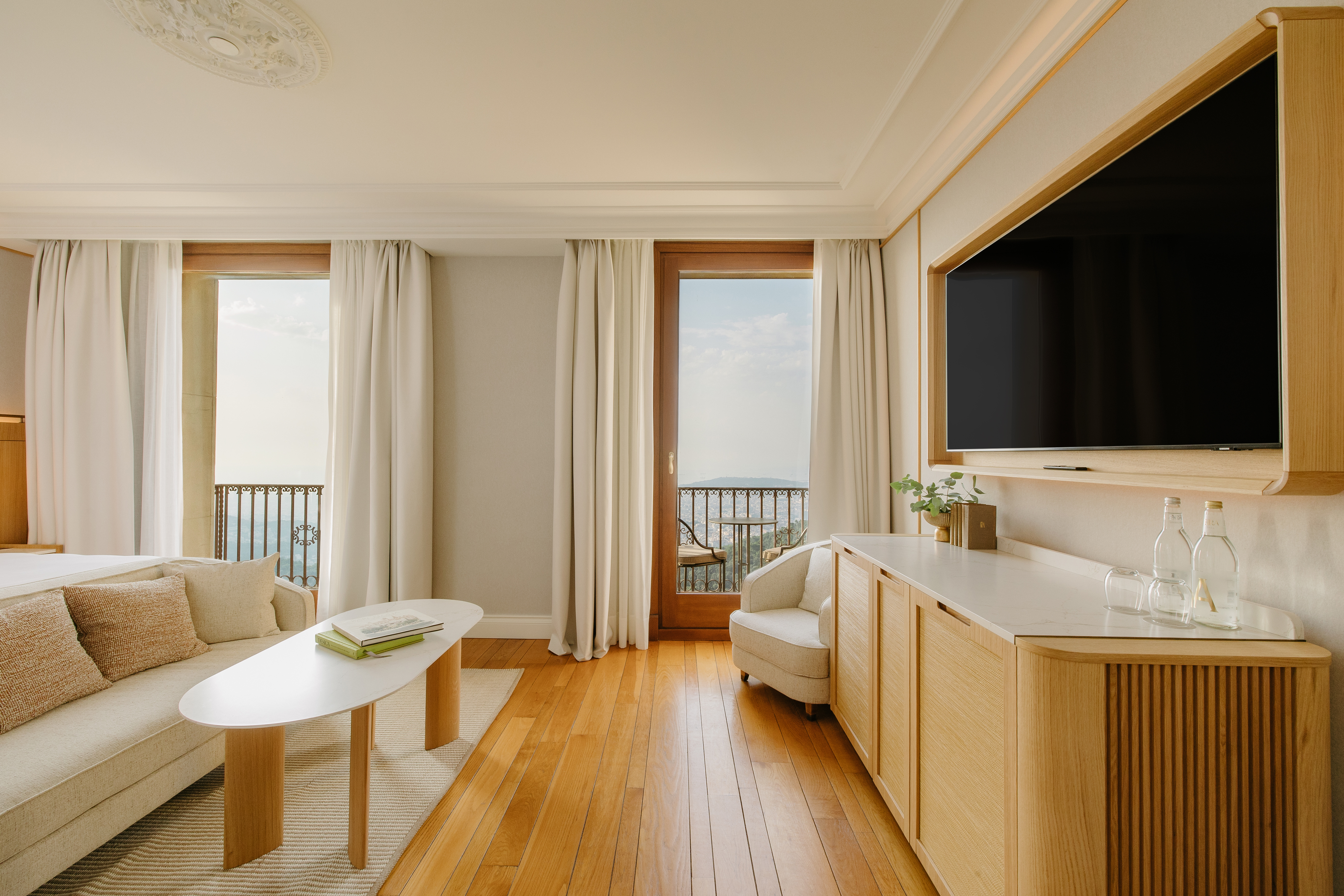 Double or Twin Deluxe Sea View