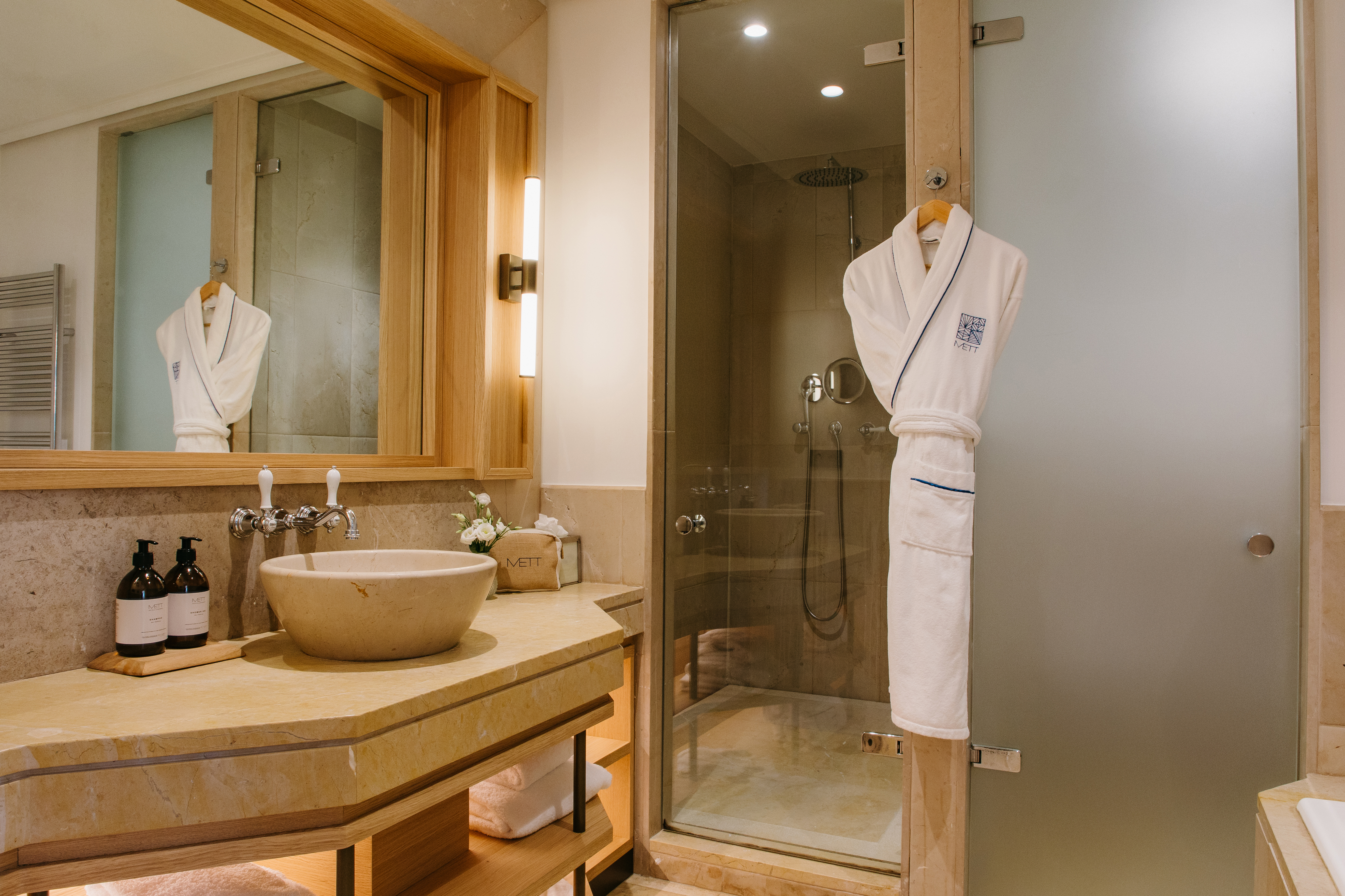 Double or Twin Deluxe Sea View