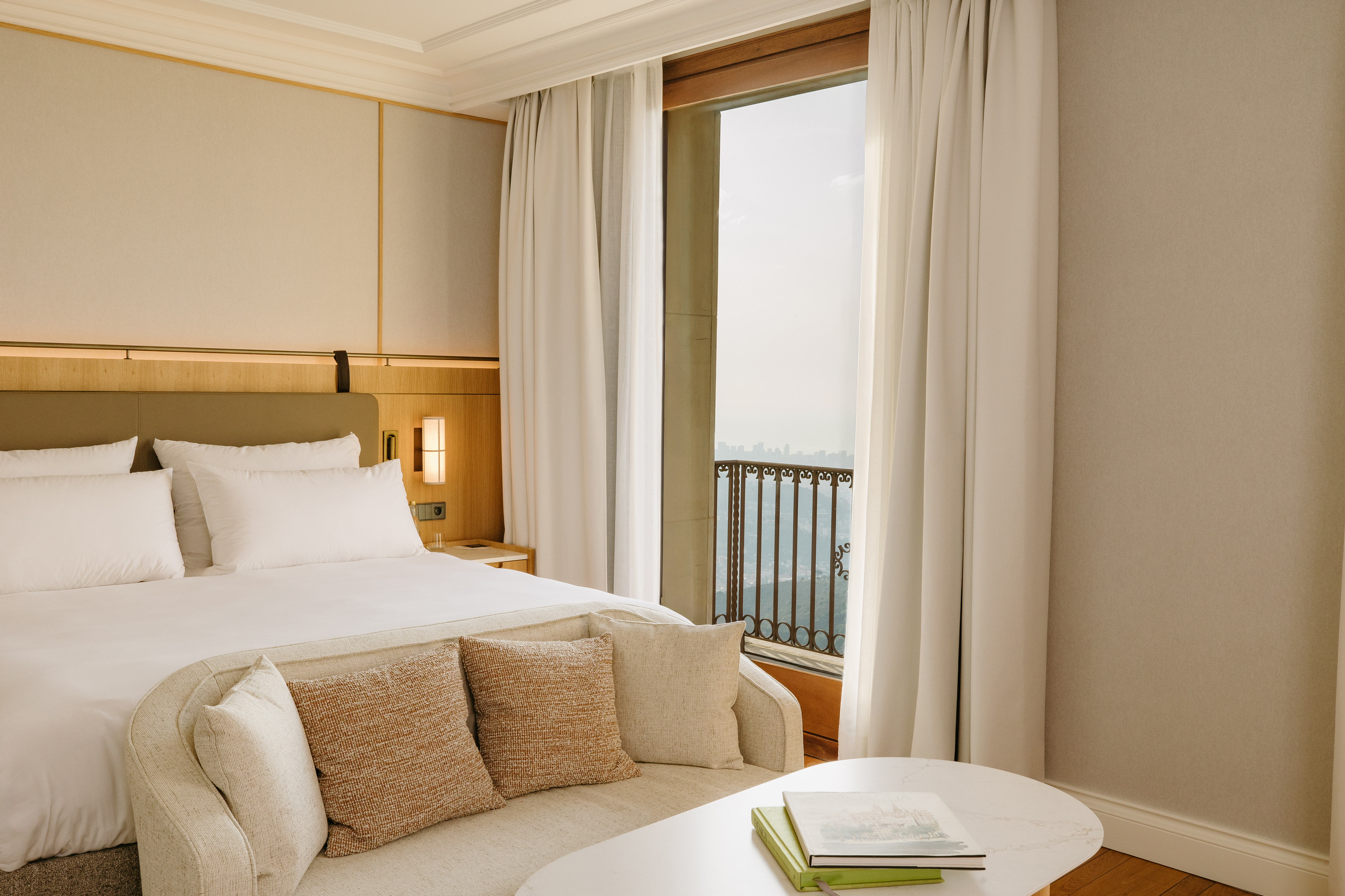 Double or Twin Deluxe Sea View